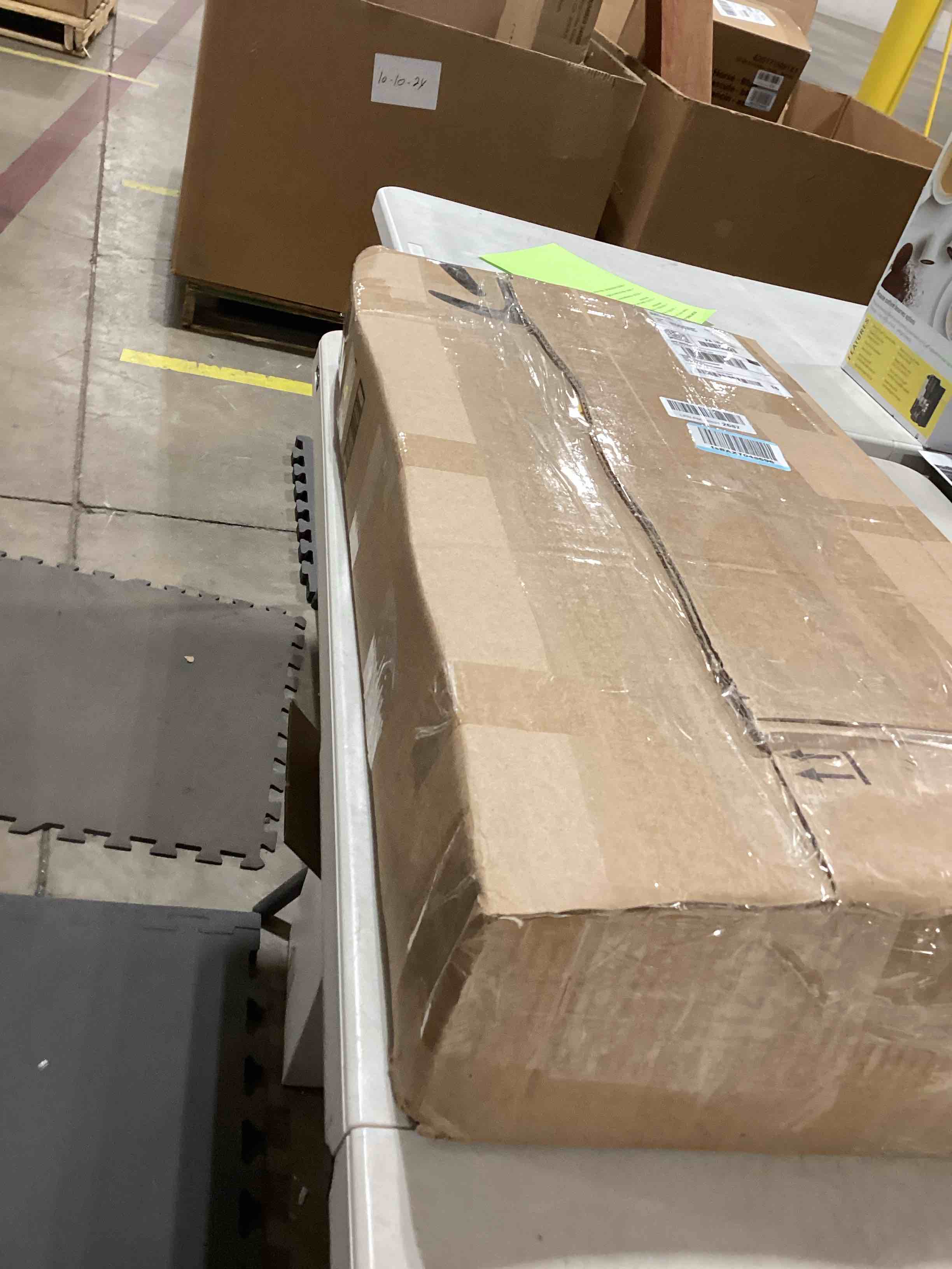 https://s3.amazonaws.com/lotting-images-prod/bidfta/TEA0377875_1731587584001.jpeg