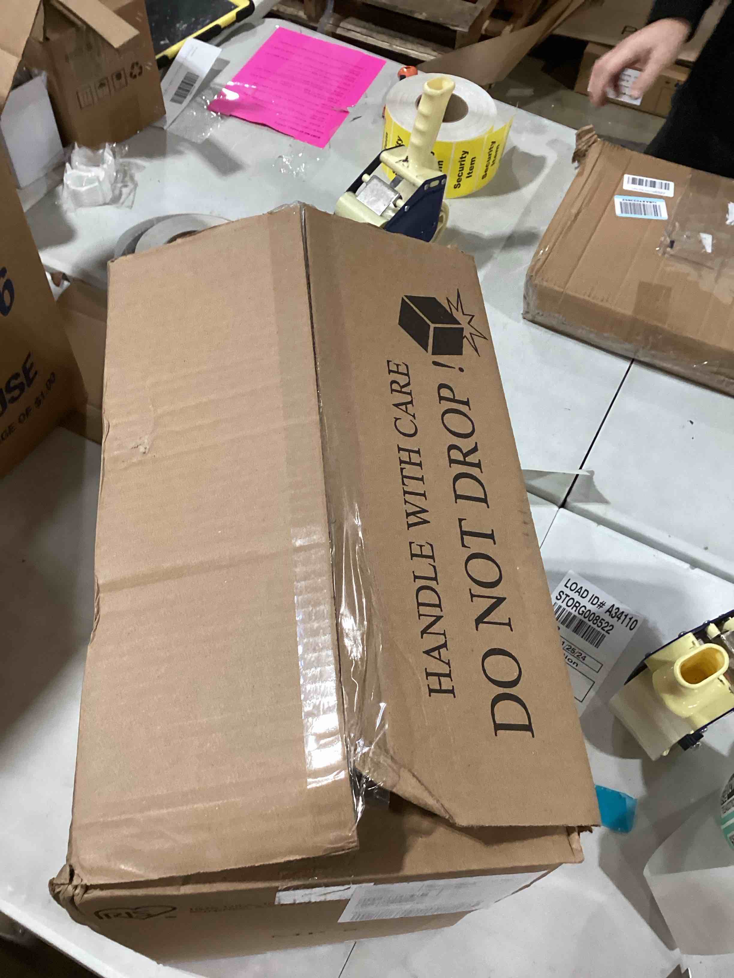 https://s3.amazonaws.com/lotting-images-prod/bidfta/TEA0378212_1733154620087.jpeg