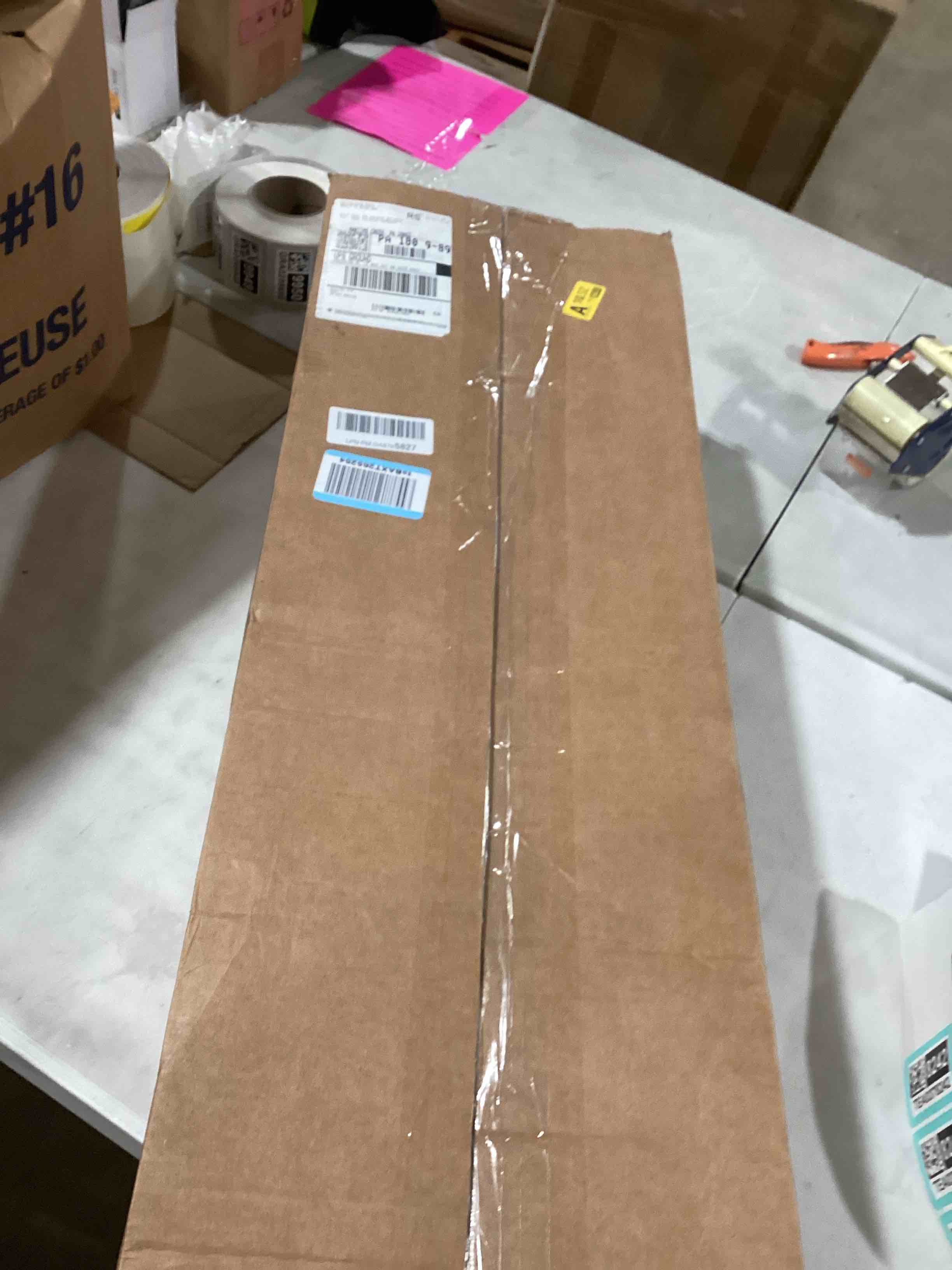 https://s3.amazonaws.com/lotting-images-prod/bidfta/TEA0378242_1733147371146.jpeg