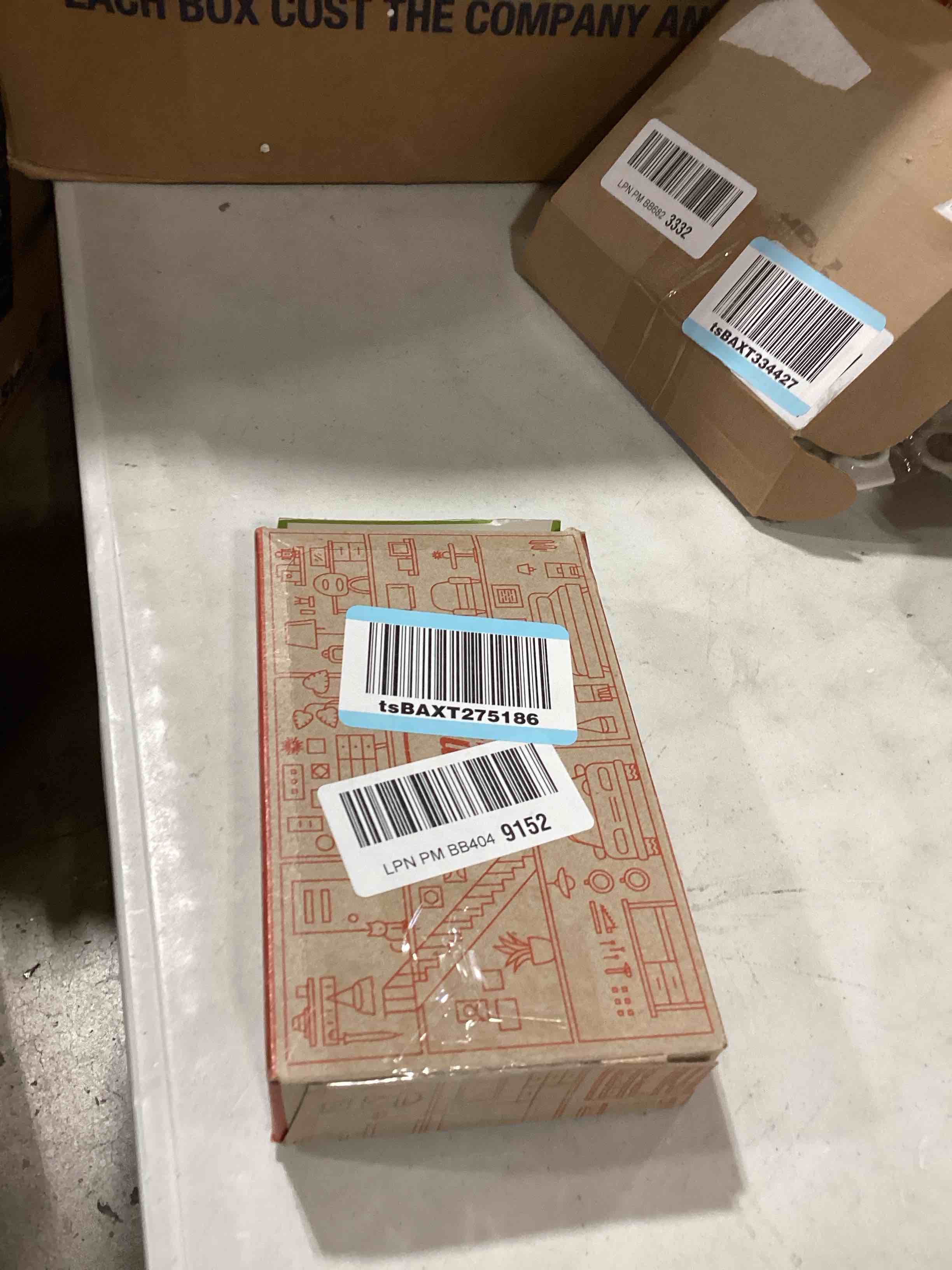 https://s3.amazonaws.com/lotting-images-prod/bidfta/TEA0378384_1732895105858.jpeg