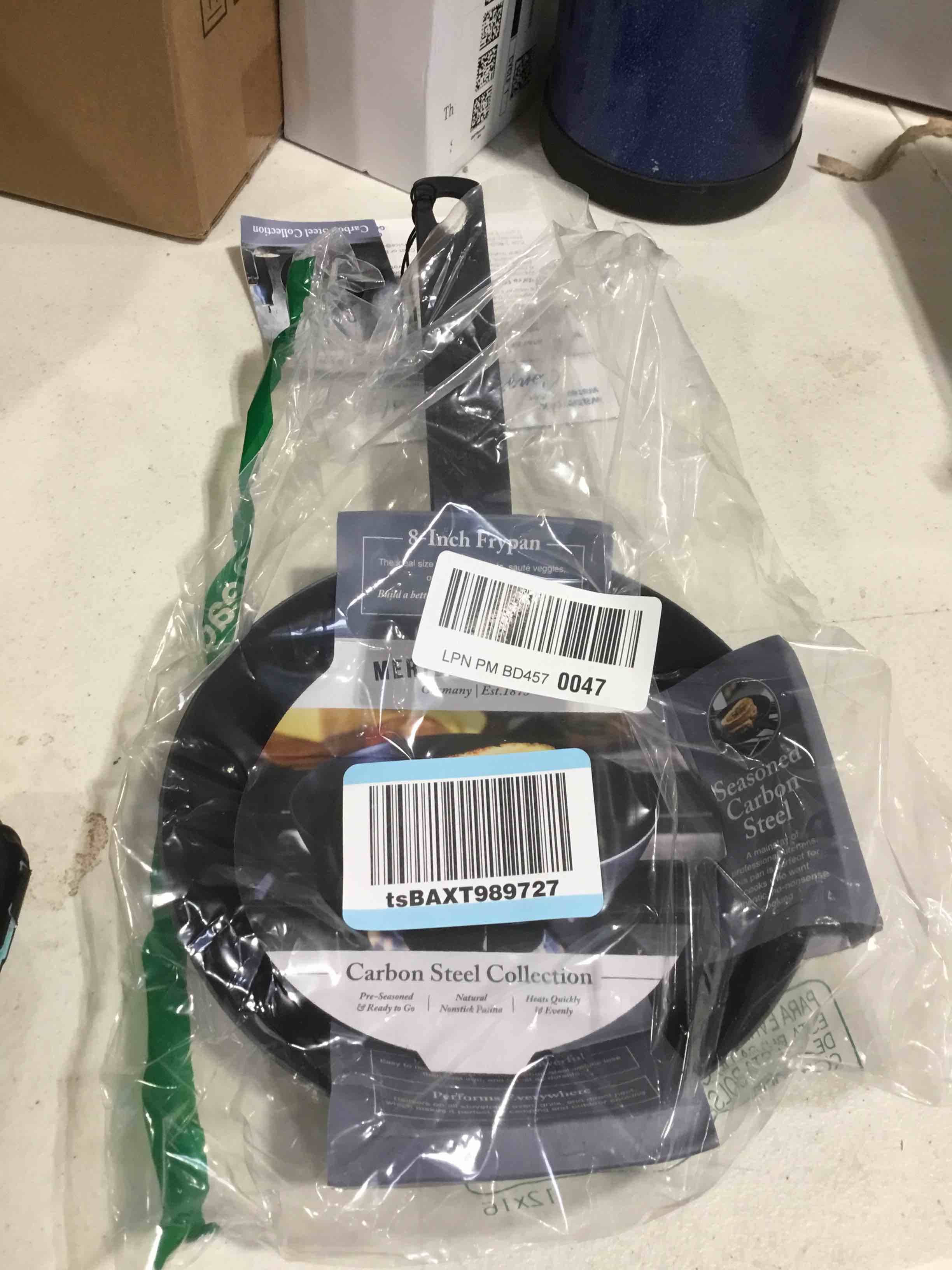 https://s3.amazonaws.com/lotting-images-prod/bidfta/TEA0378385_1732895111527.jpeg