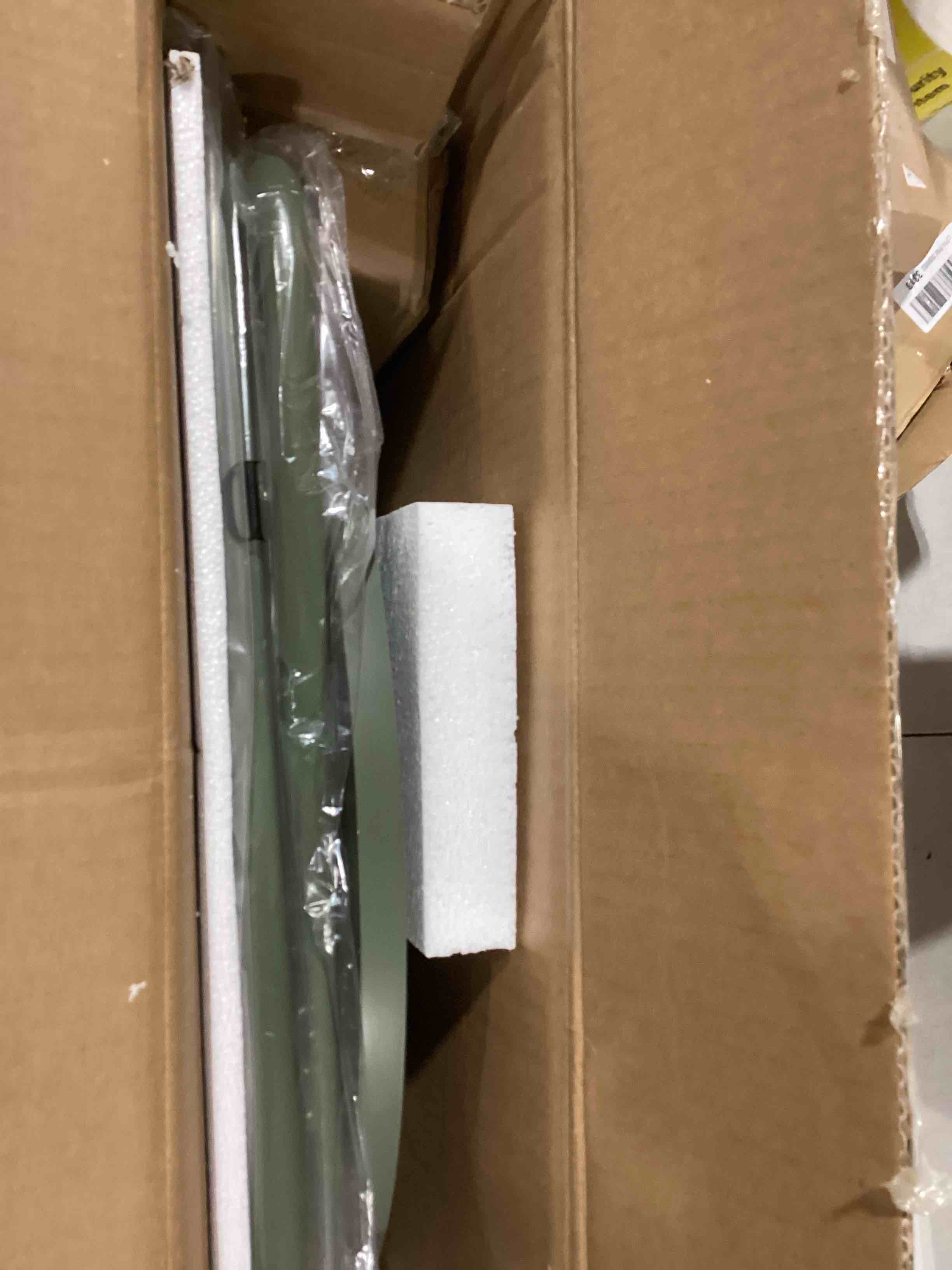 https://s3.amazonaws.com/lotting-images-prod/bidfta/TEA0378485_1732884786375.jpeg