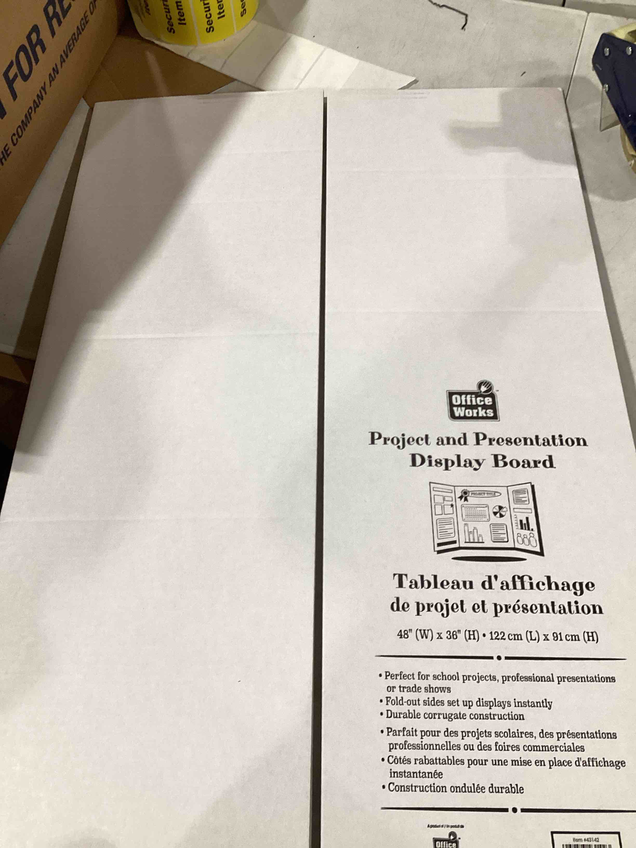 https://s3.amazonaws.com/lotting-images-prod/bidfta/TEA0378636_1732623282635.jpeg