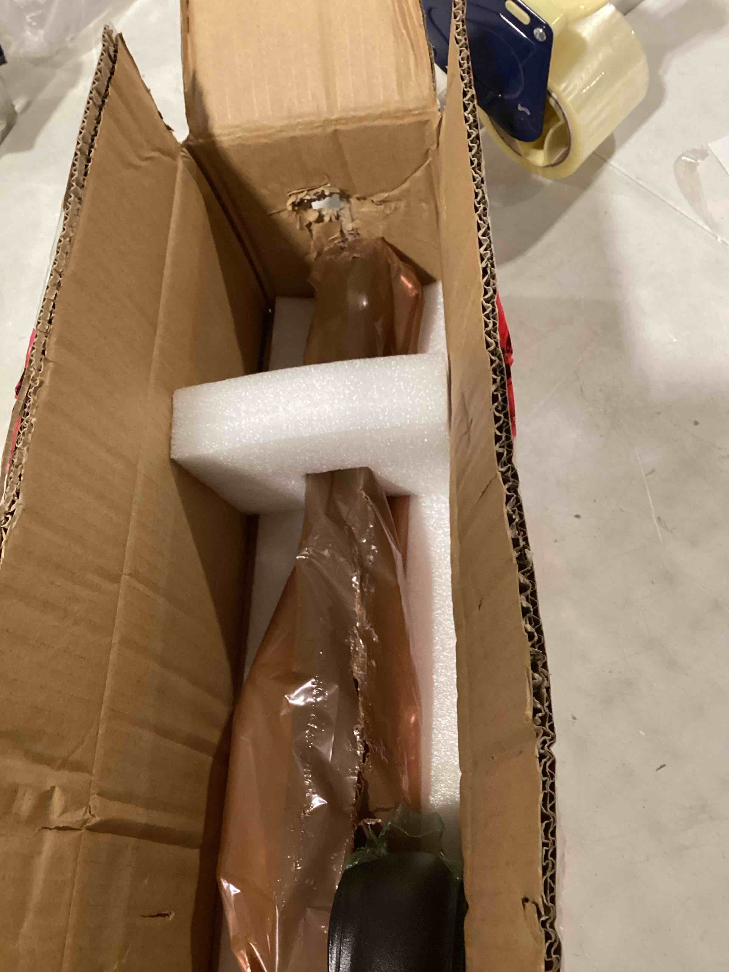 https://s3.amazonaws.com/lotting-images-prod/bidfta/TEA0378805_1732289617137.jpeg