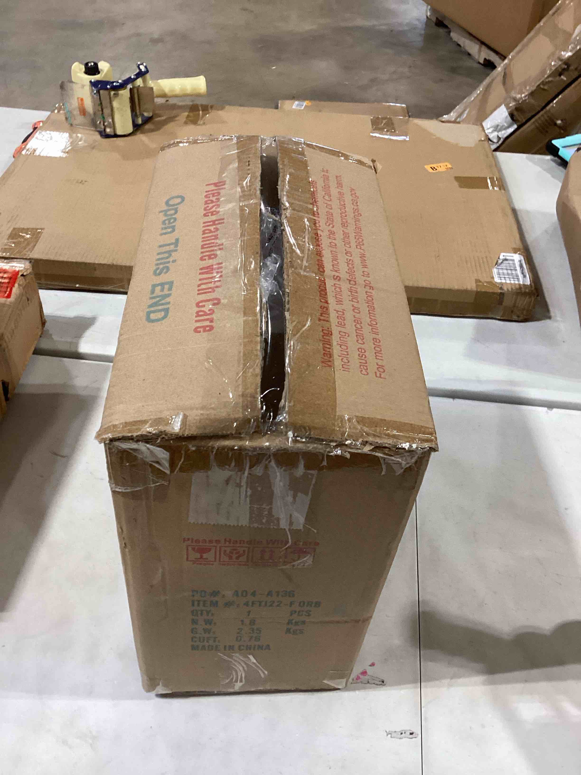https://s3.amazonaws.com/lotting-images-prod/bidfta/TEA0379050_1732118211437.jpeg