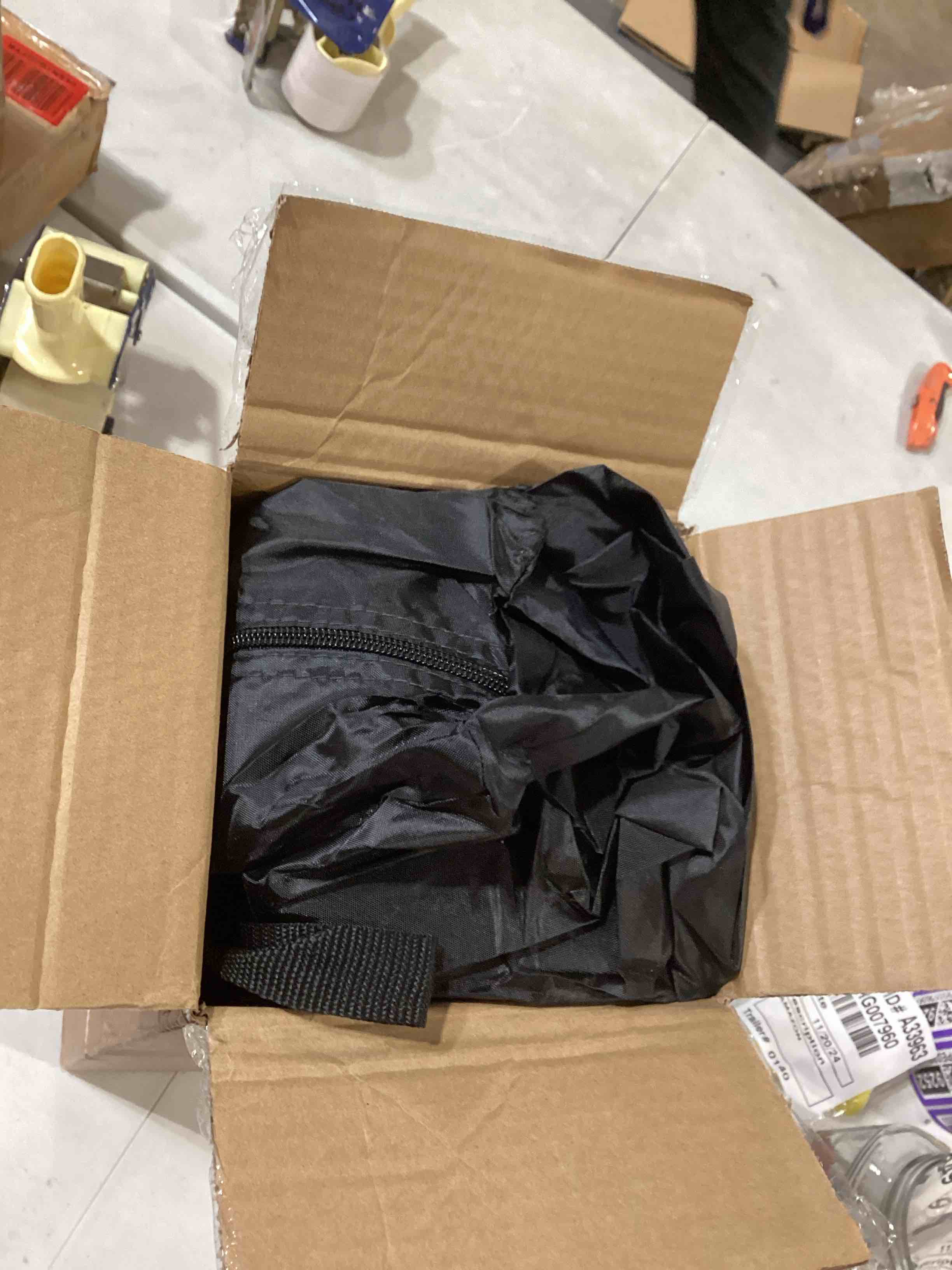 https://s3.amazonaws.com/lotting-images-prod/bidfta/TEA0379055_1732117342312.jpeg