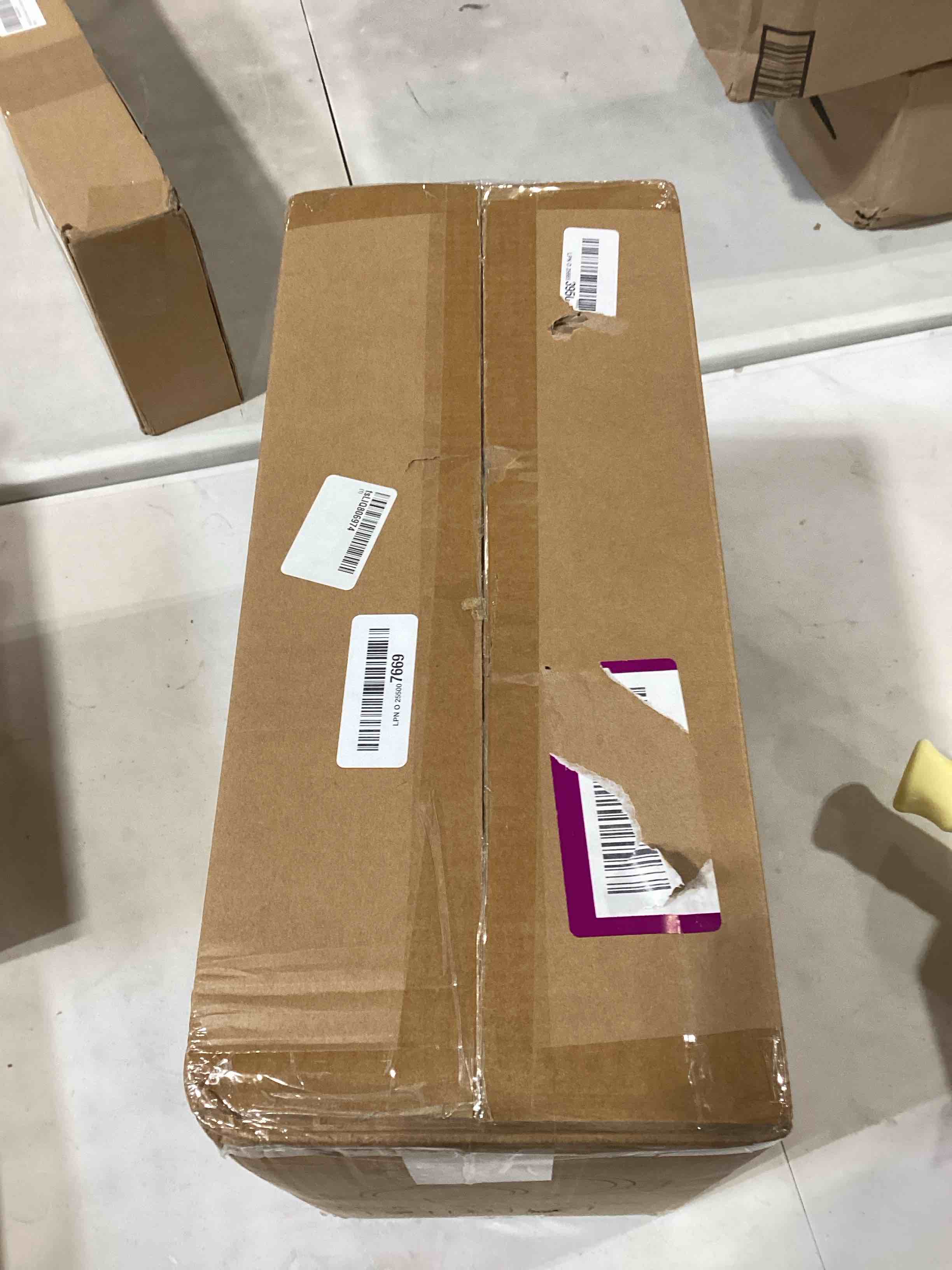 https://s3.amazonaws.com/lotting-images-prod/bidfta/TEA0379056_1732117154087.jpeg