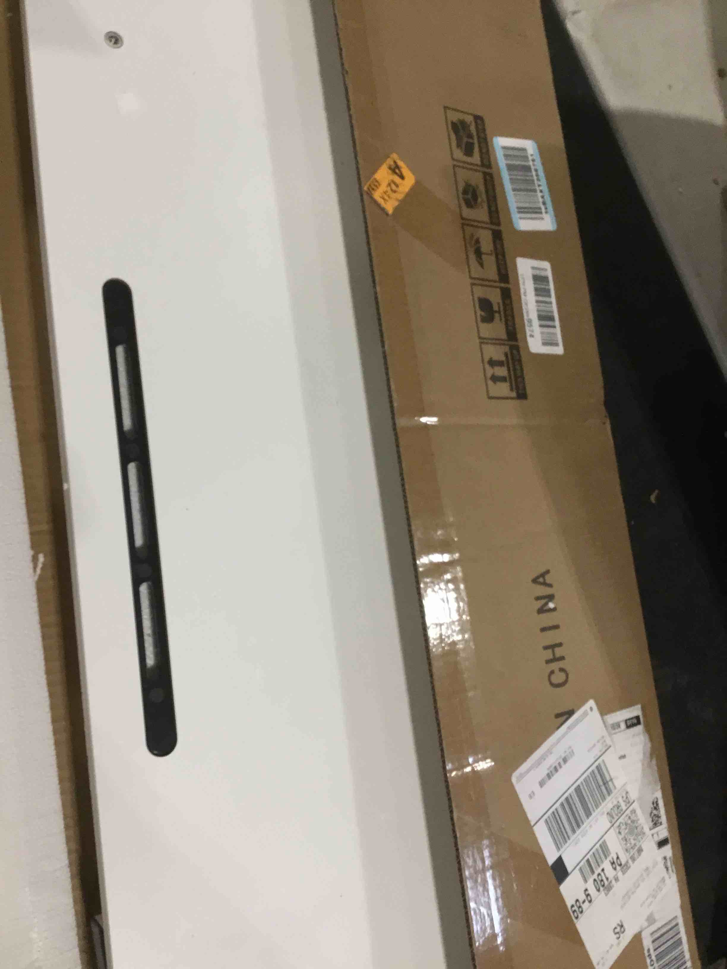 https://s3.amazonaws.com/lotting-images-prod/bidfta/TEA0380081_1733159508957.jpeg