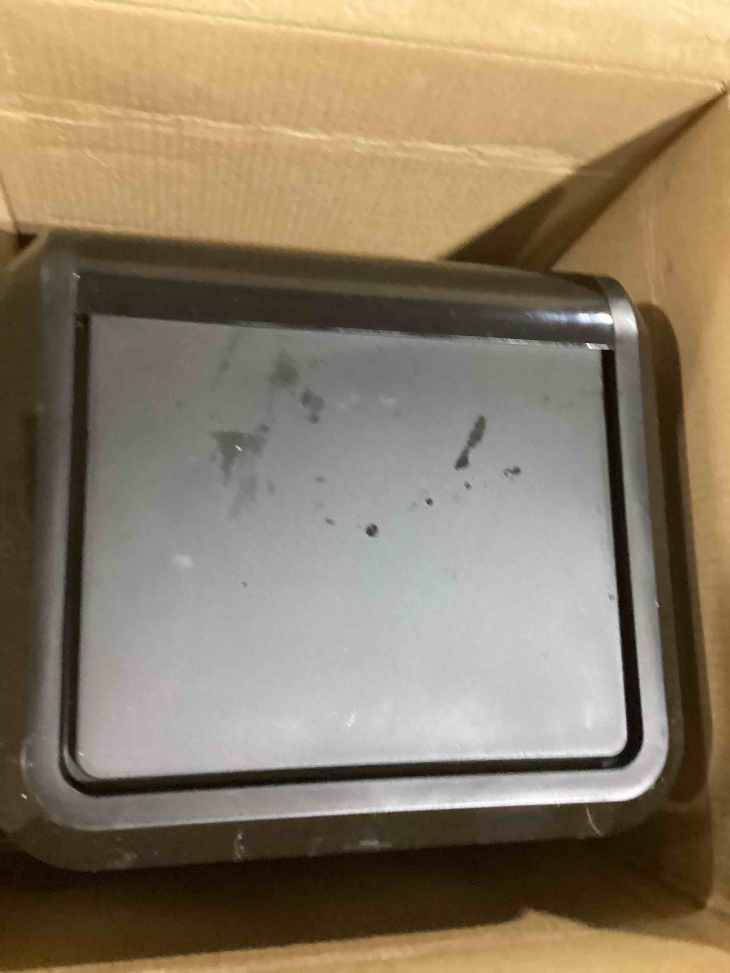 https://s3.amazonaws.com/lotting-images-prod/bidfta/TEA0380161_1733142444175.jpeg