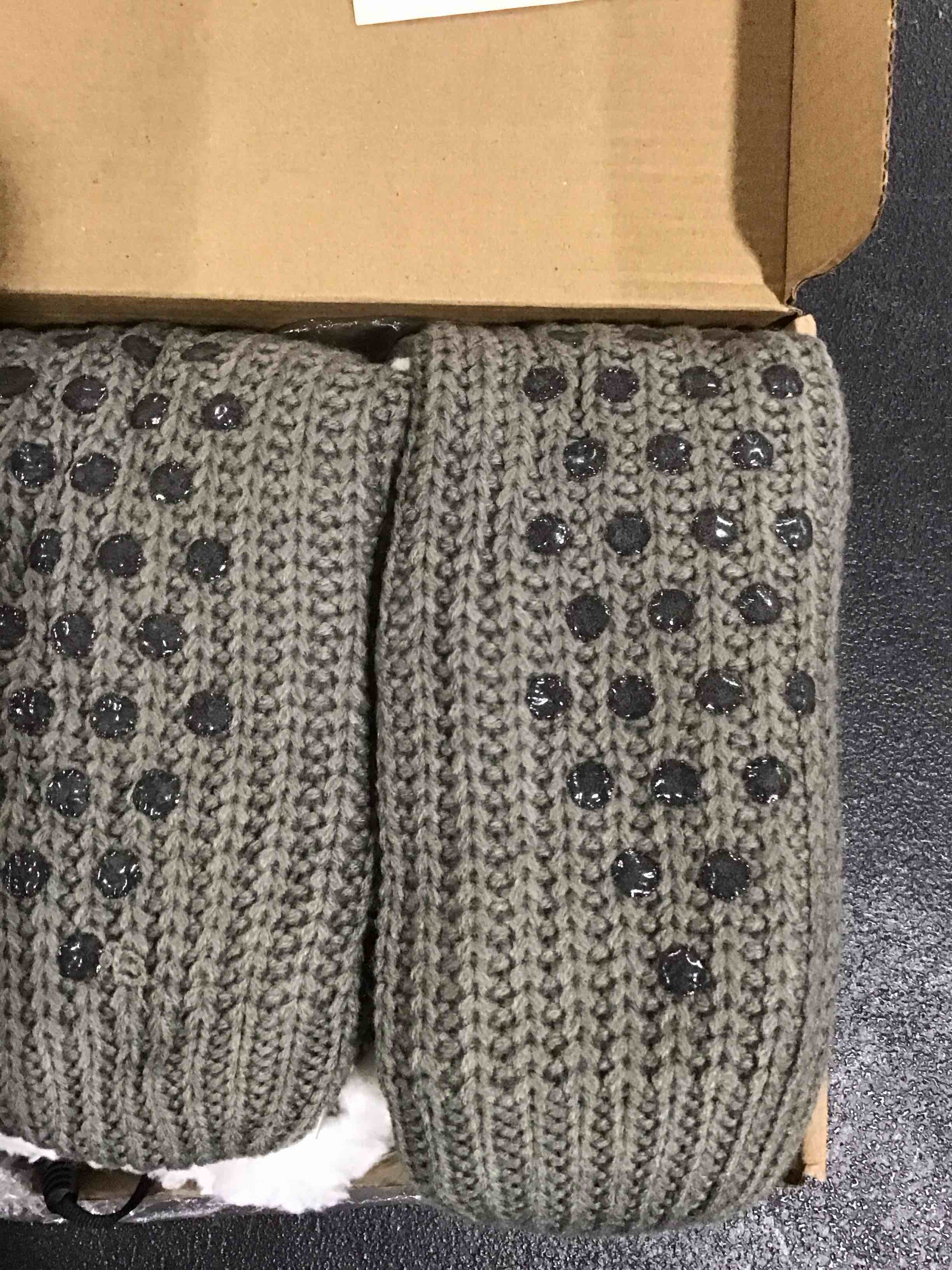 https://s3.amazonaws.com/lotting-images-prod/bidfta/TEA0380338_1732711852231.jpeg