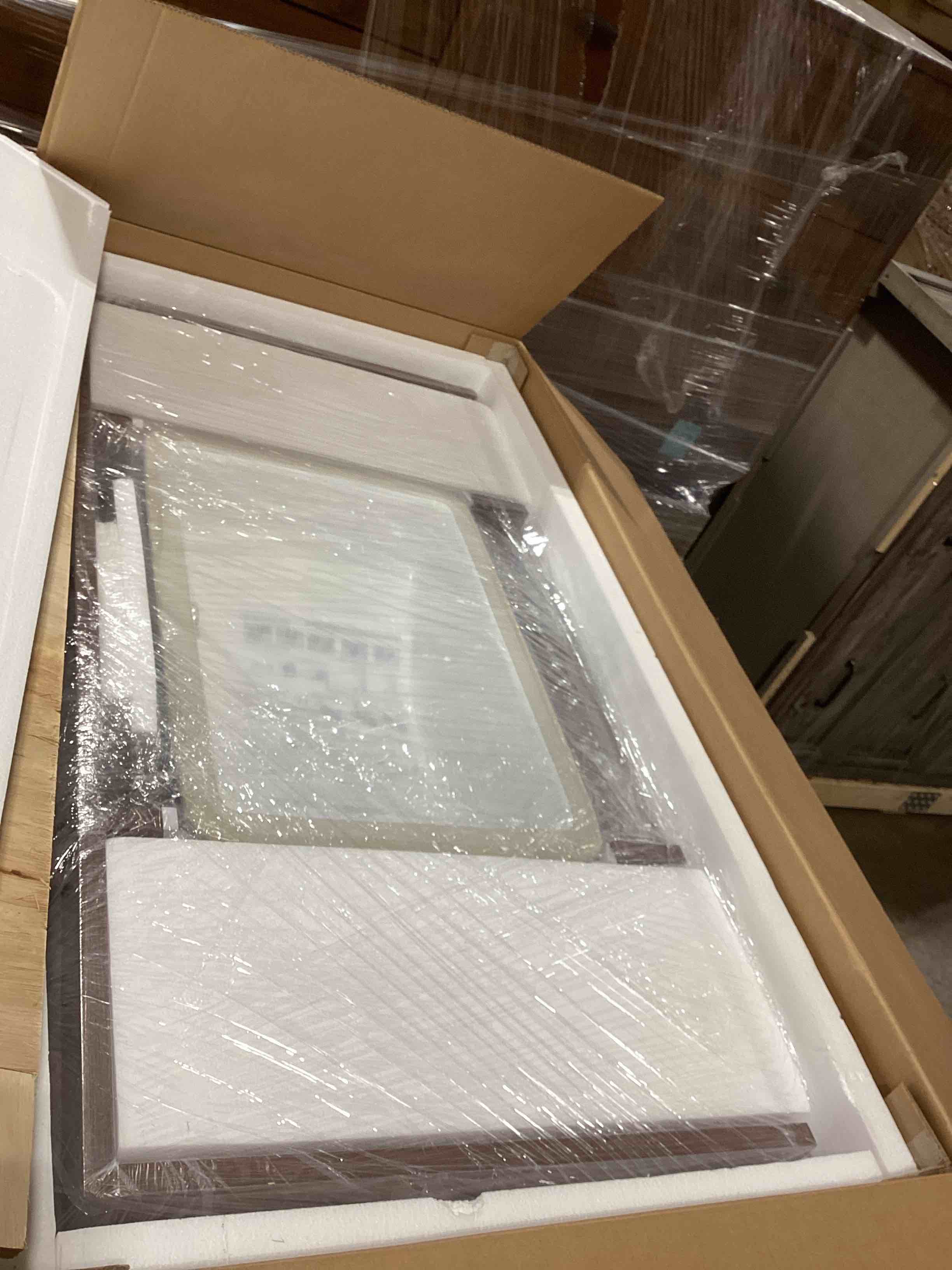 Boydton 36'' Free Standing 