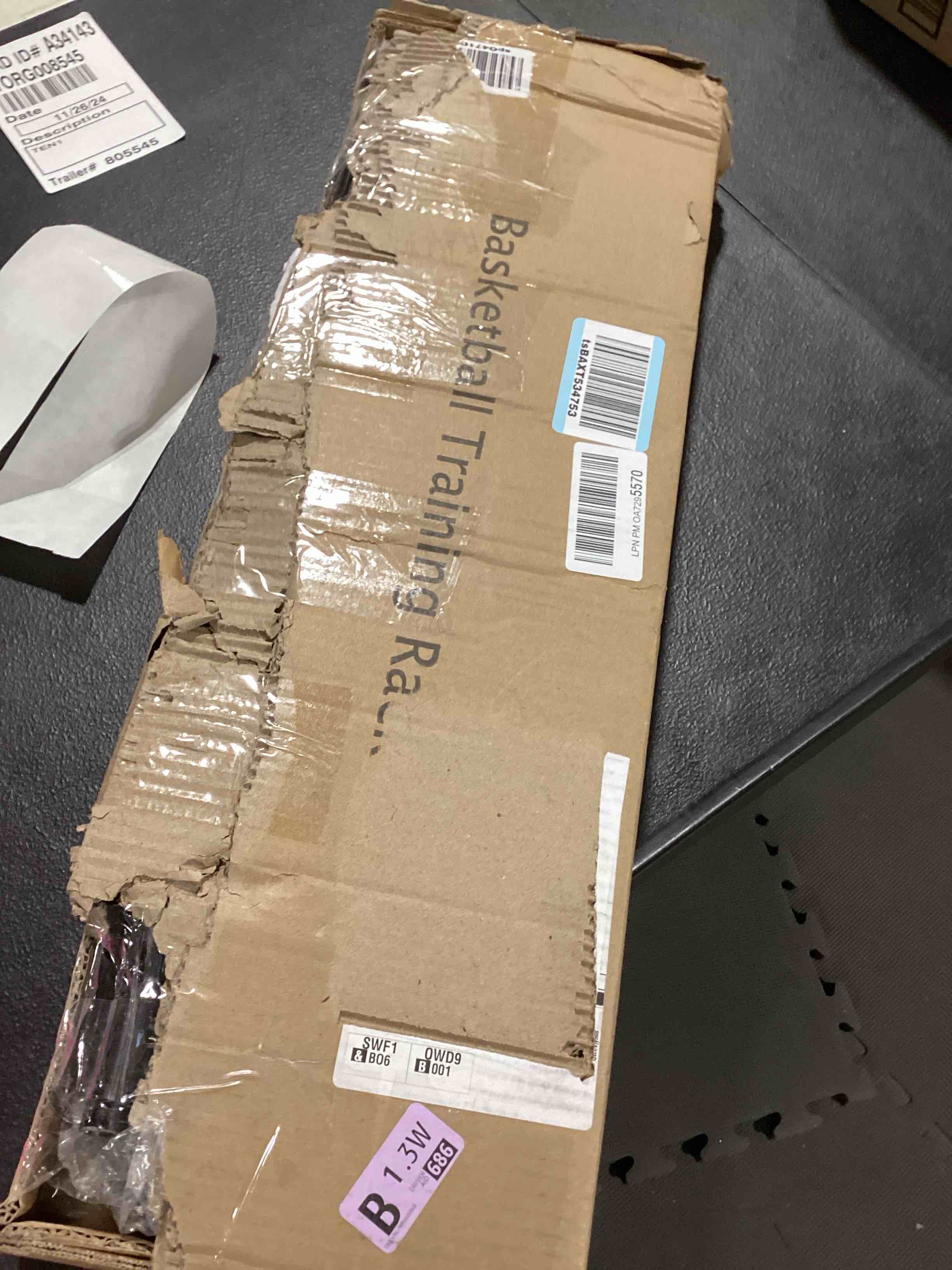 https://s3.amazonaws.com/lotting-images-prod/bidfta/TEA0383014_1733320768132.jpeg