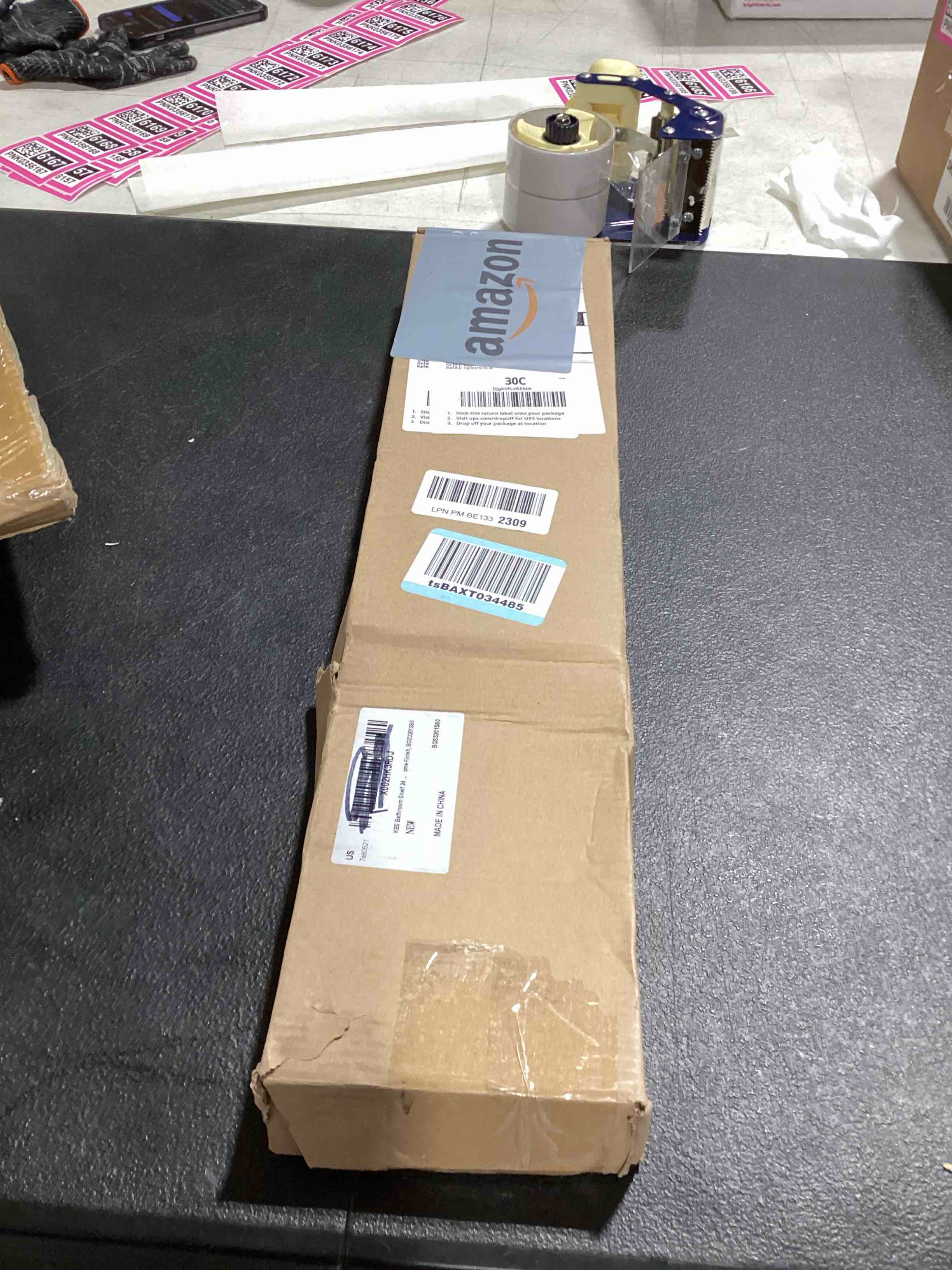 https://s3.amazonaws.com/lotting-images-prod/bidfta/TEA0383305_1732627976298.jpeg