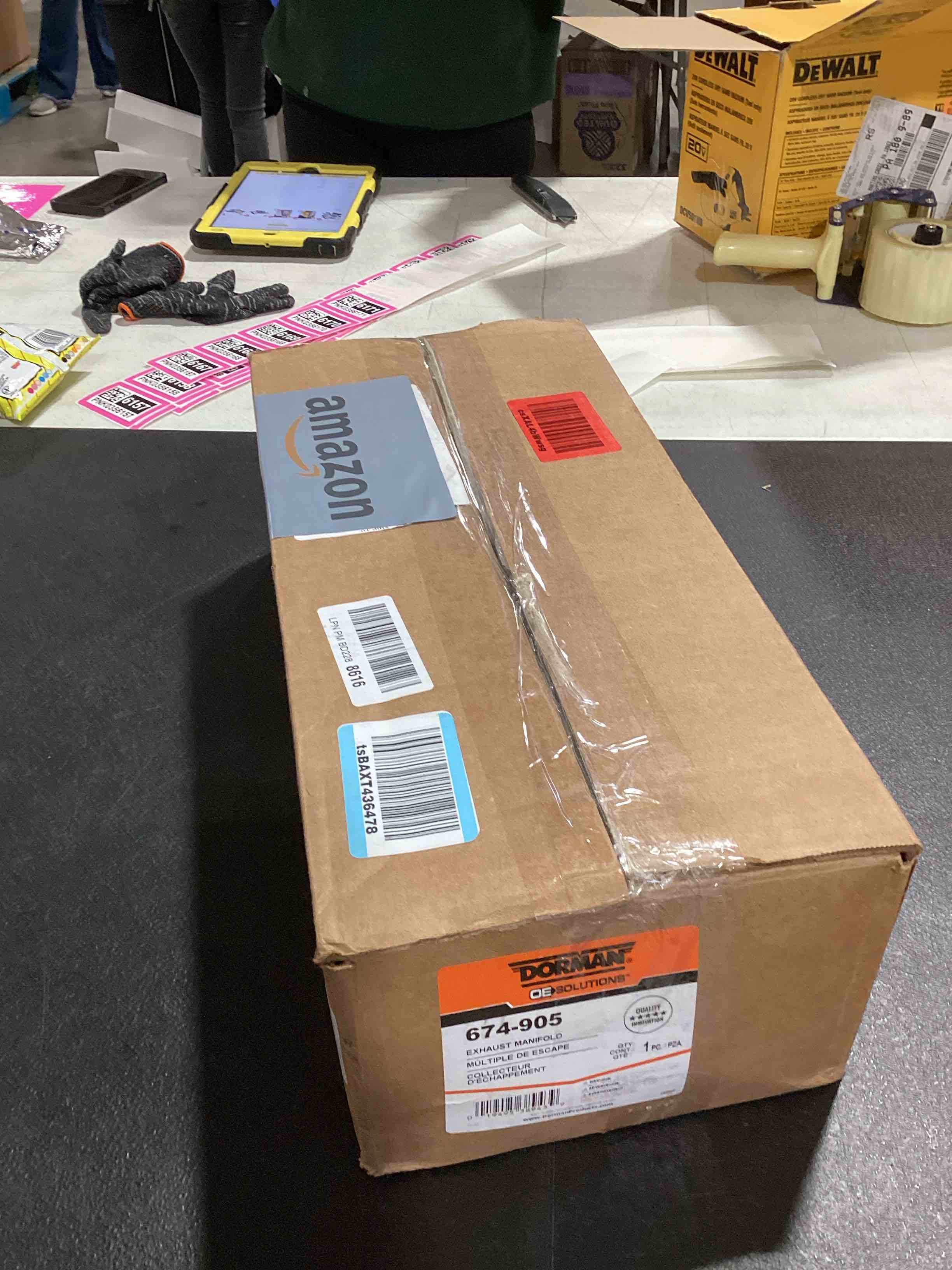 https://s3.amazonaws.com/lotting-images-prod/bidfta/TEA0383363_1732629803067.jpeg