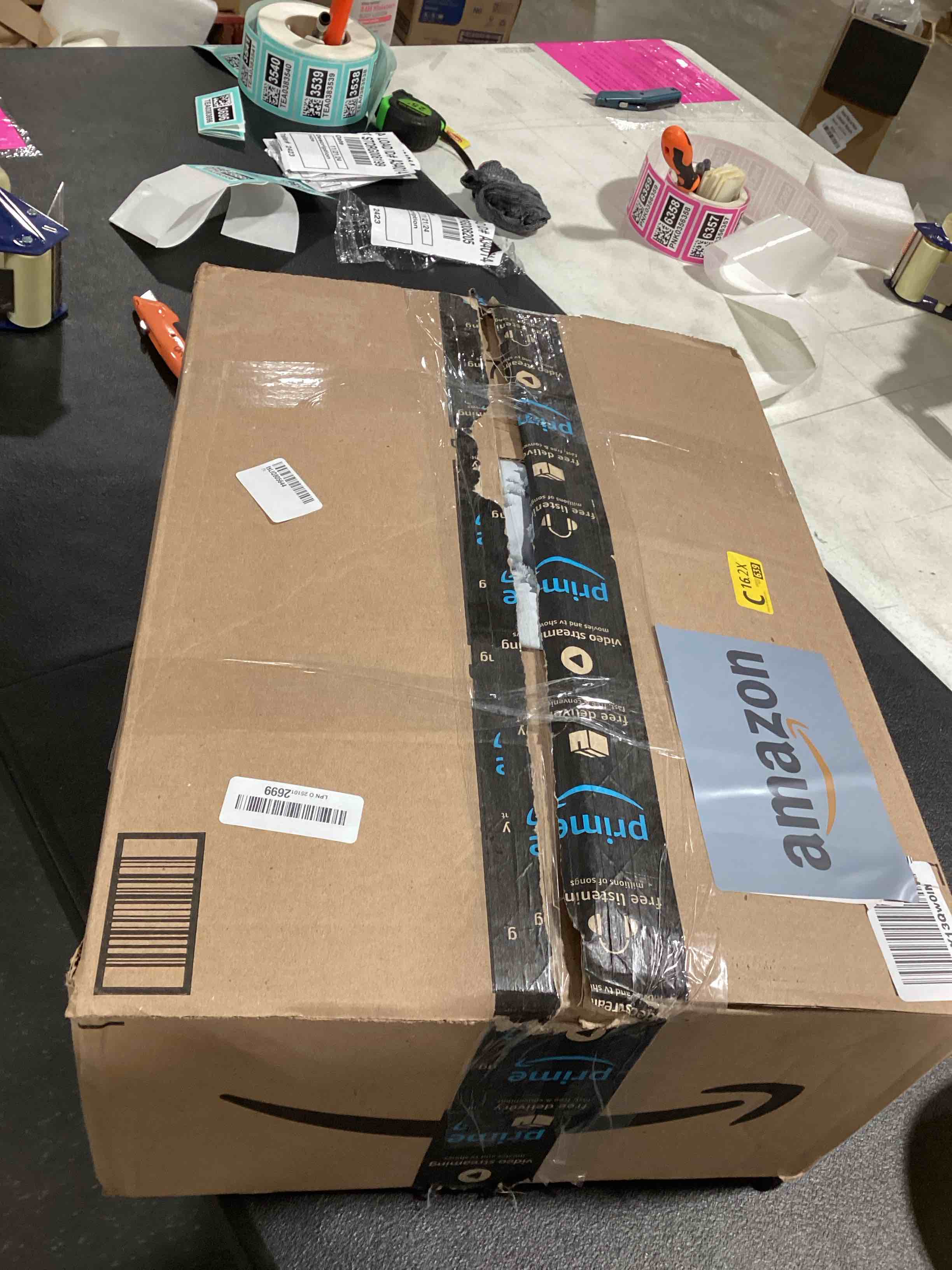 https://s3.amazonaws.com/lotting-images-prod/bidfta/TEA0383556_1732289343947.jpeg