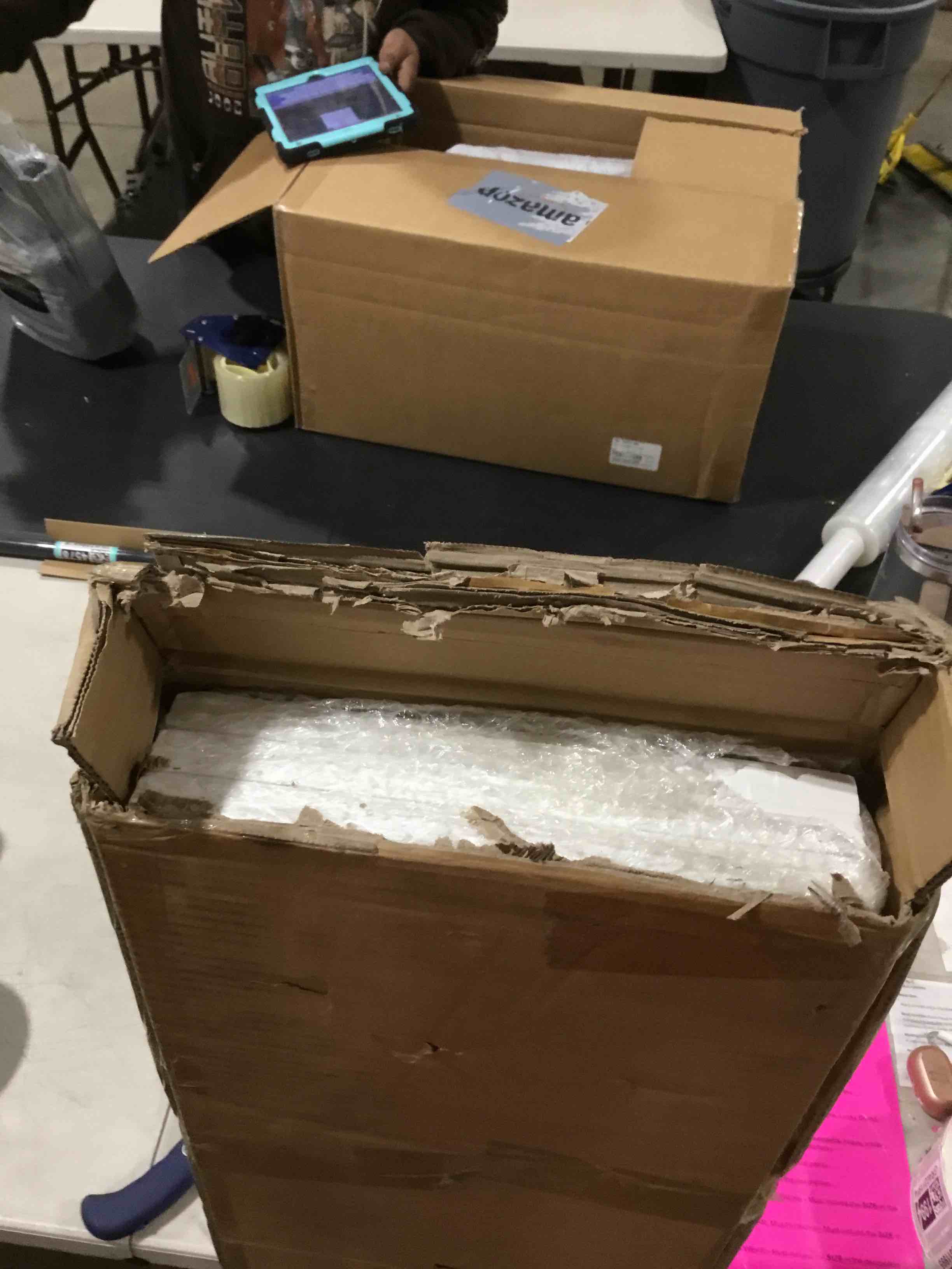 https://s3.amazonaws.com/lotting-images-prod/bidfta/TEA0384040_1734526262102.jpeg