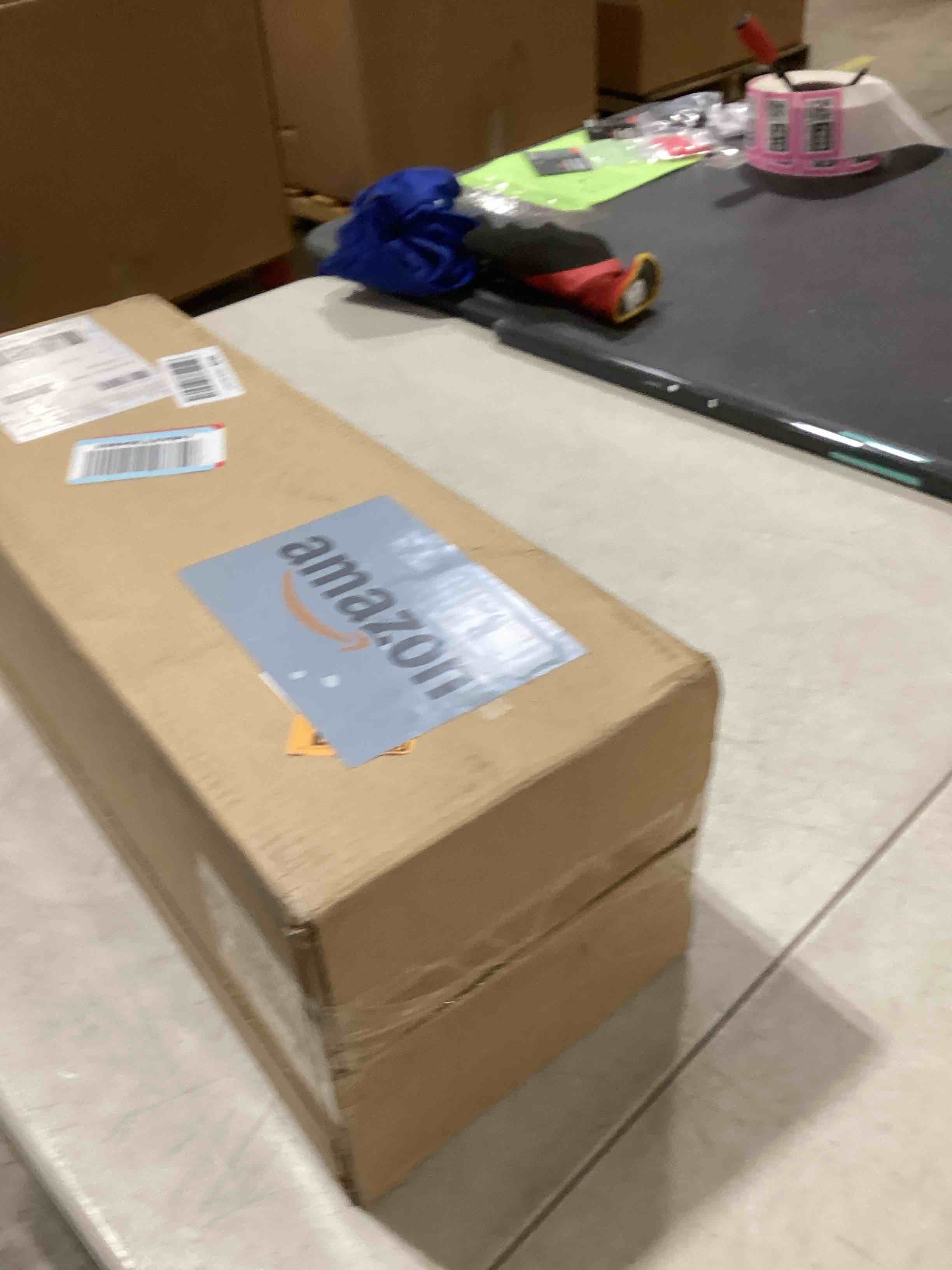 https://s3.amazonaws.com/lotting-images-prod/bidfta/TEA0384390_1734037437615.jpeg