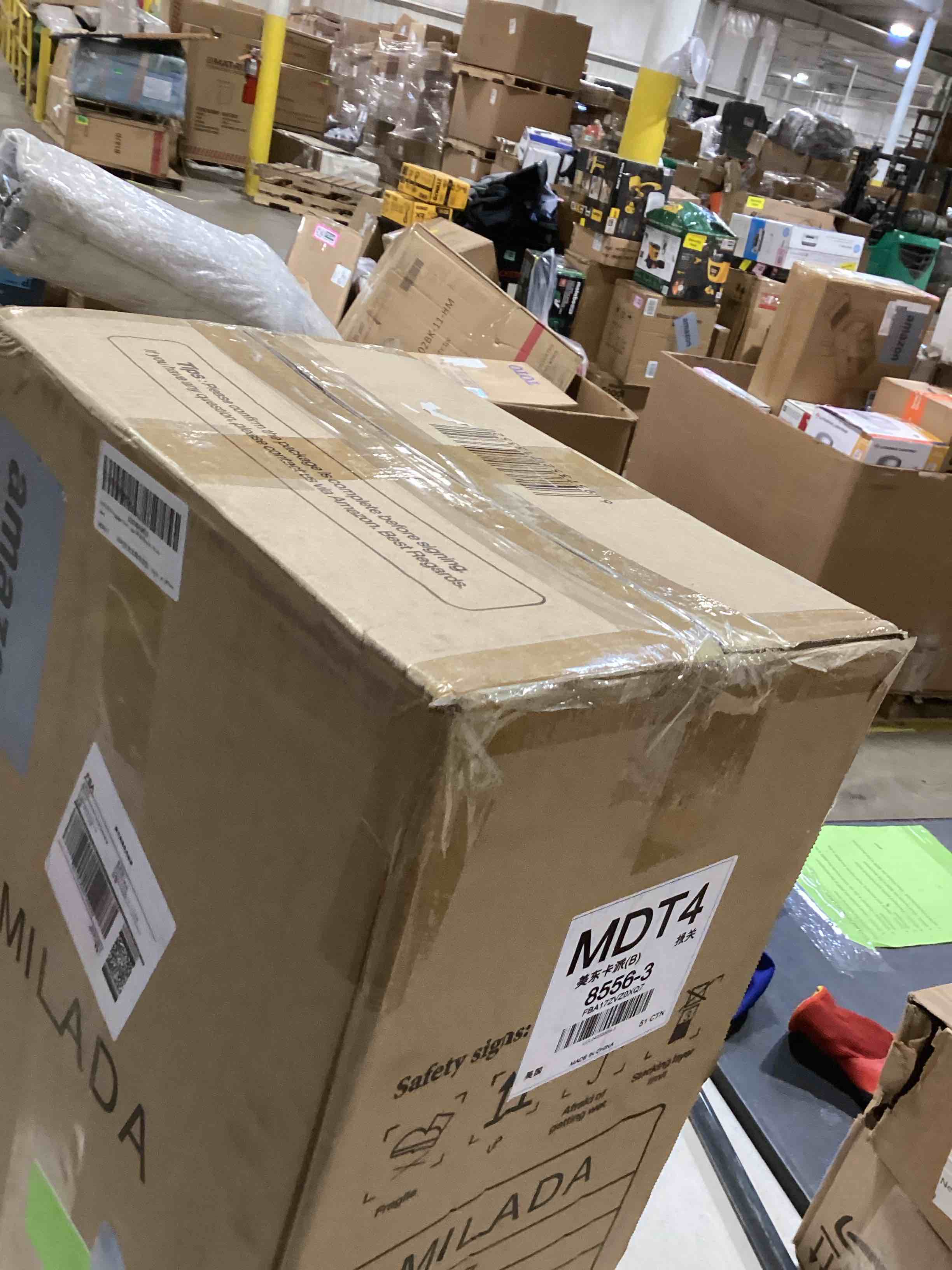https://s3.amazonaws.com/lotting-images-prod/bidfta/TEA0384461_1734027039764.jpeg