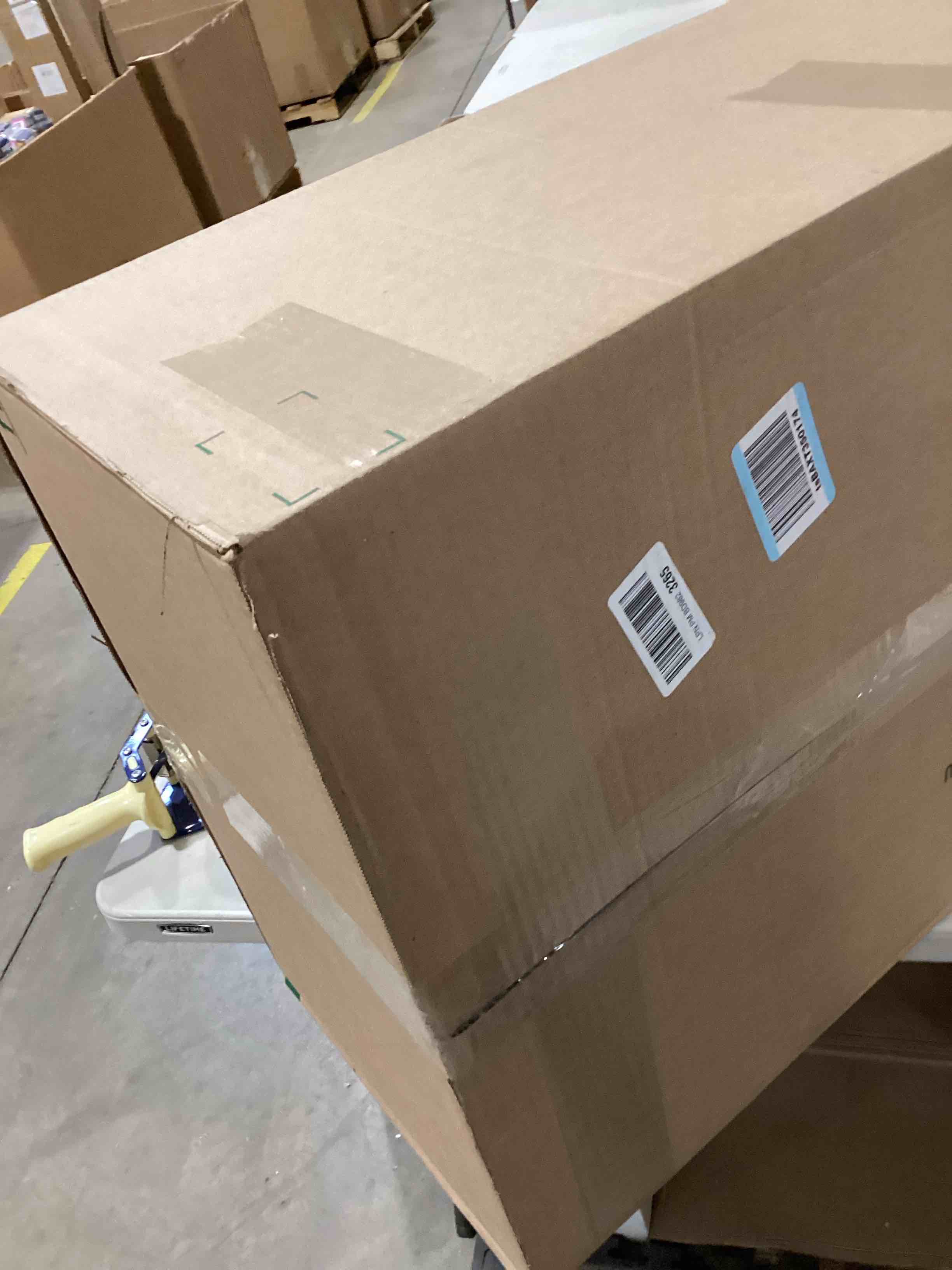 https://s3.amazonaws.com/lotting-images-prod/bidfta/TEA0384524_1734016513659.jpeg