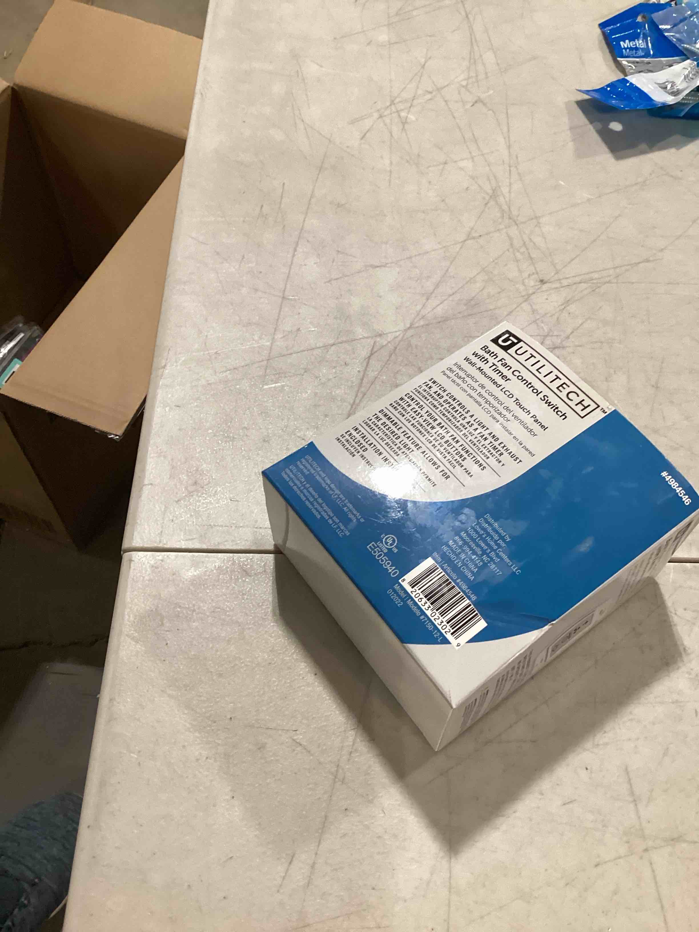 https://s3.amazonaws.com/lotting-images-prod/bidfta/TEA0384714_1733925311550.jpeg
