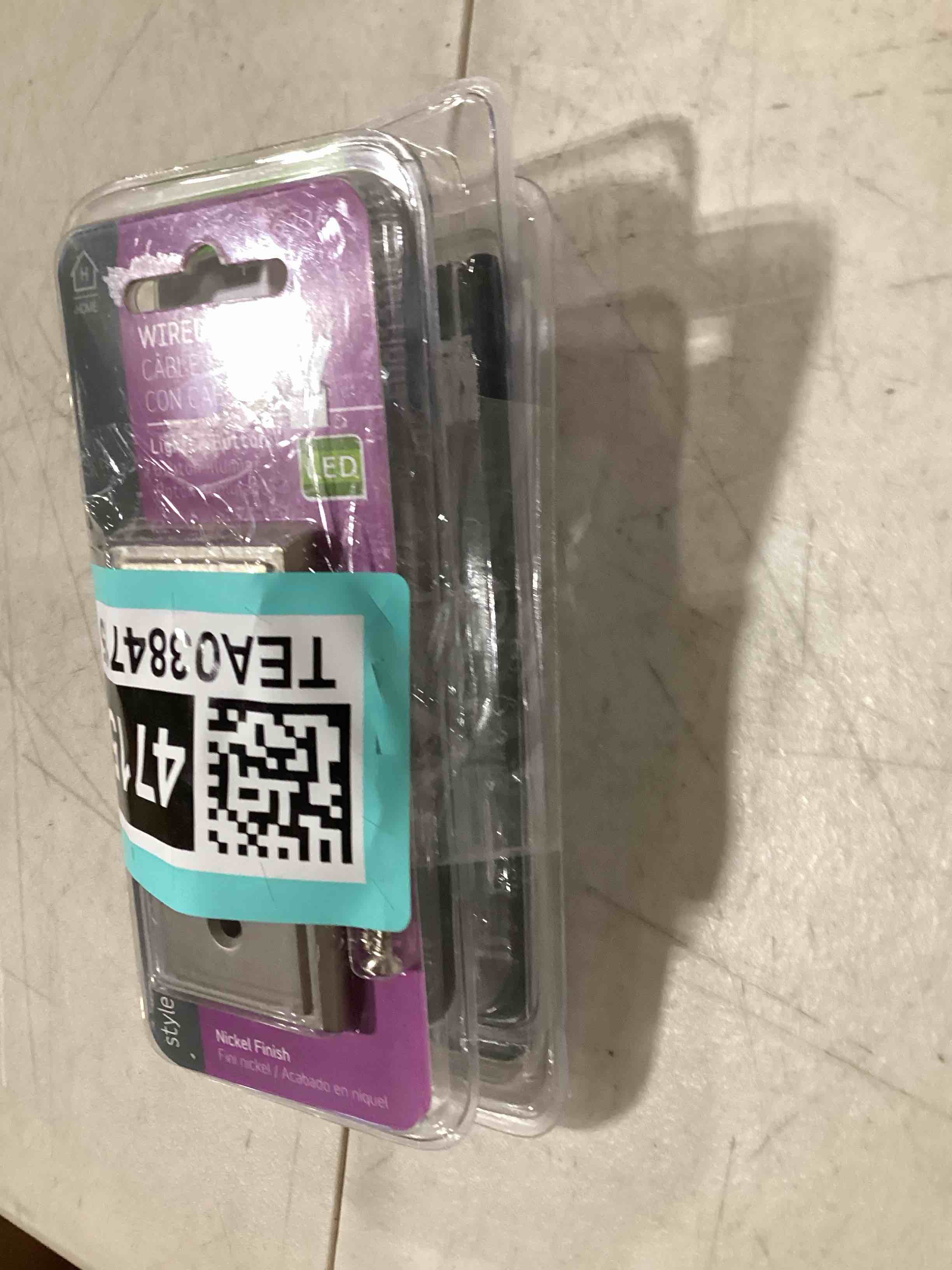 https://s3.amazonaws.com/lotting-images-prod/bidfta/TEA0384715_1733925261622.jpeg
