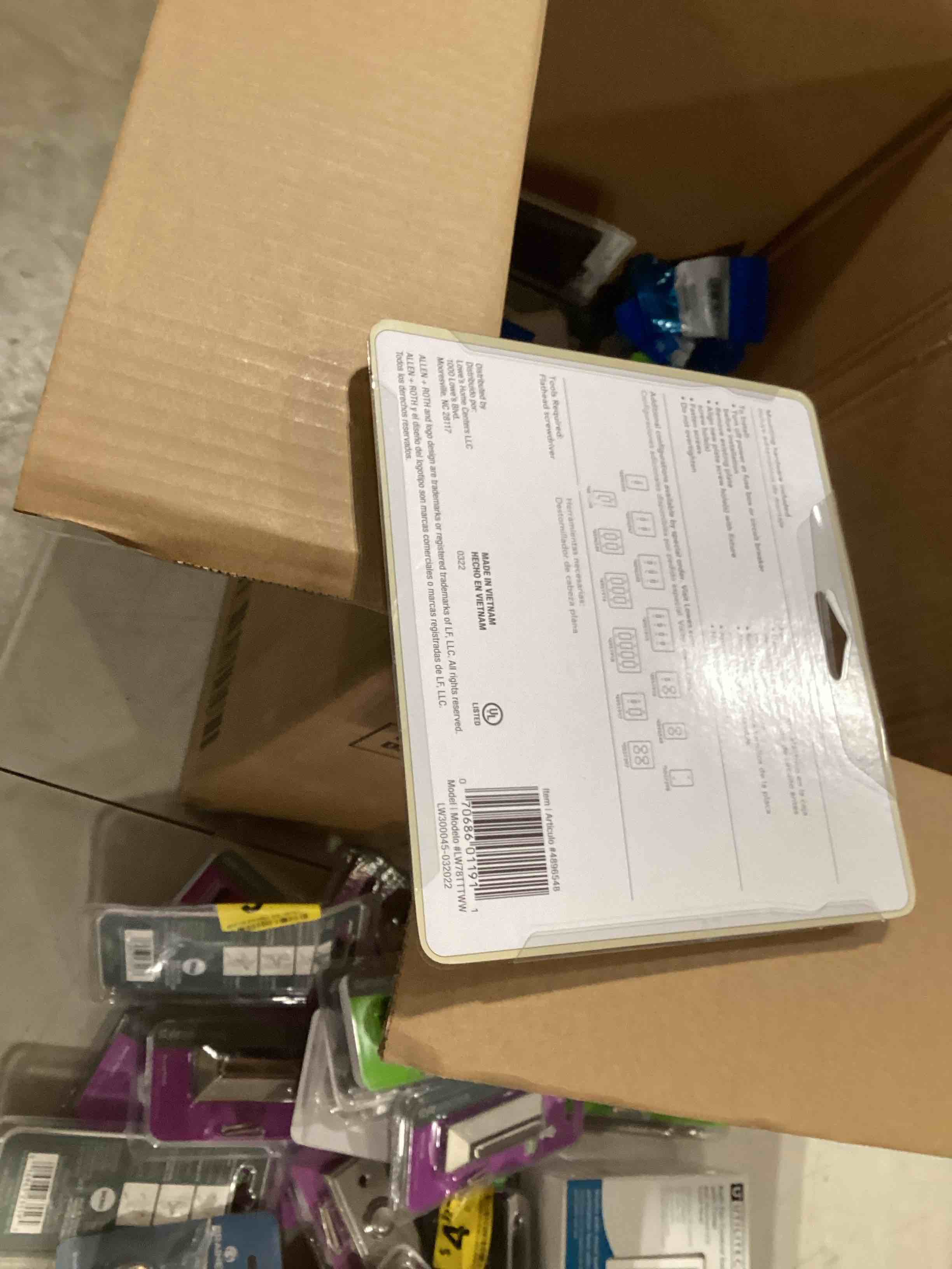 https://s3.amazonaws.com/lotting-images-prod/bidfta/TEA0384719_1733923902797.jpeg