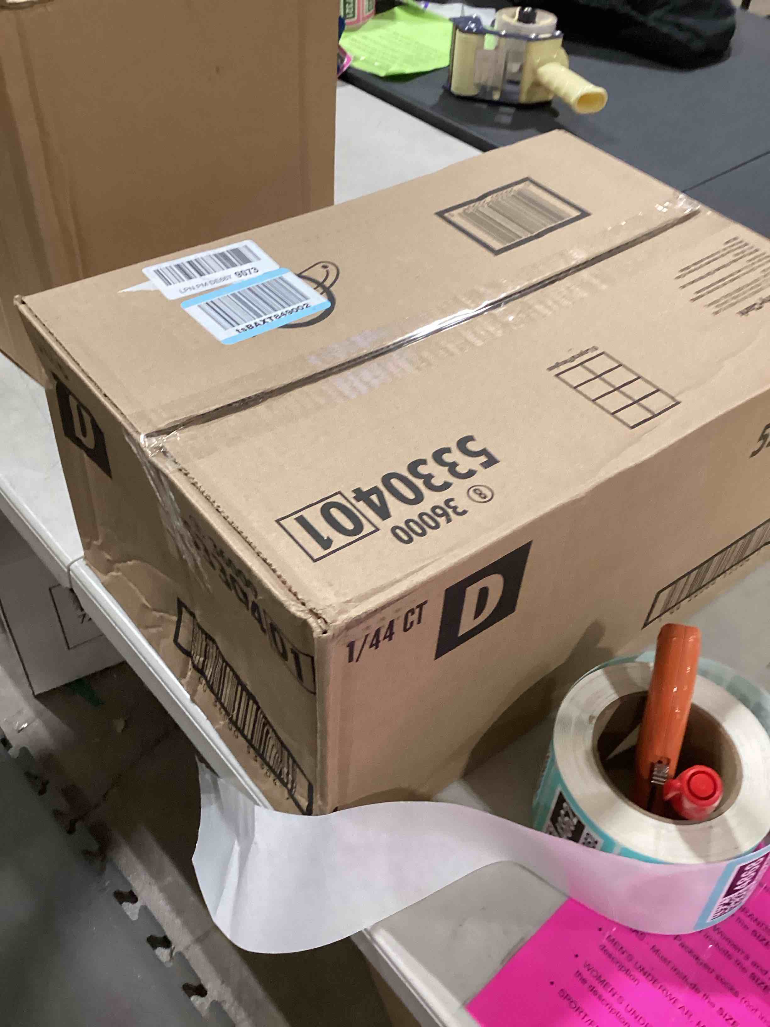 https://s3.amazonaws.com/lotting-images-prod/bidfta/TEA0384868_1733834977559.jpeg