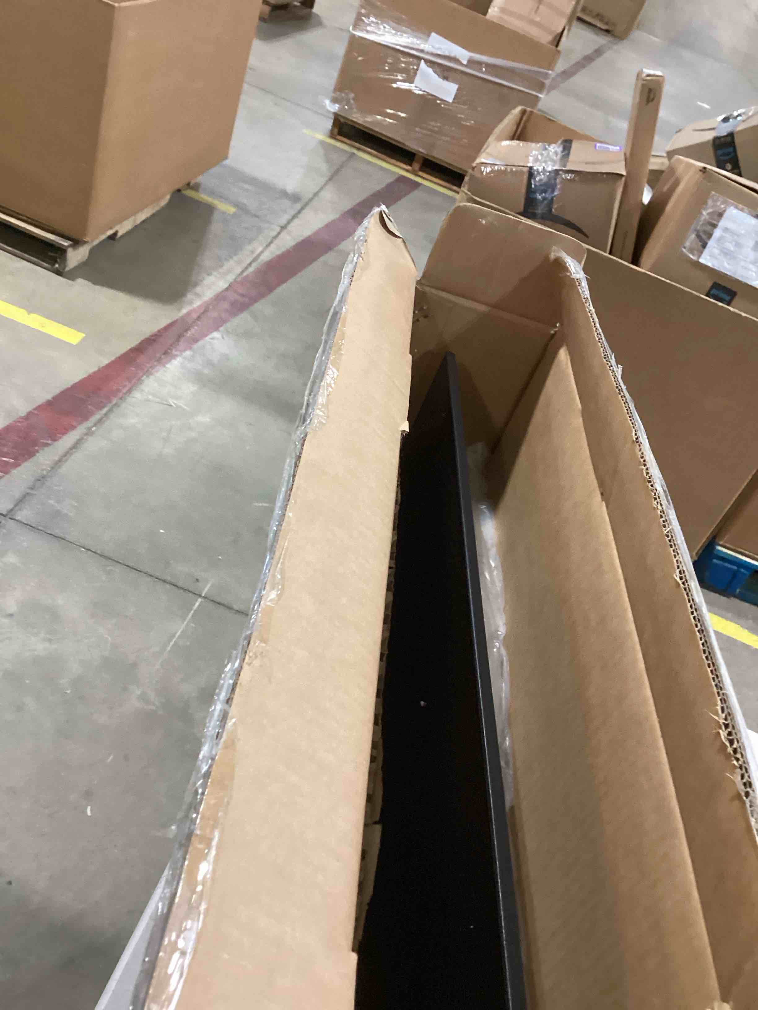 https://s3.amazonaws.com/lotting-images-prod/bidfta/TEA0385535_1733327031528.jpeg