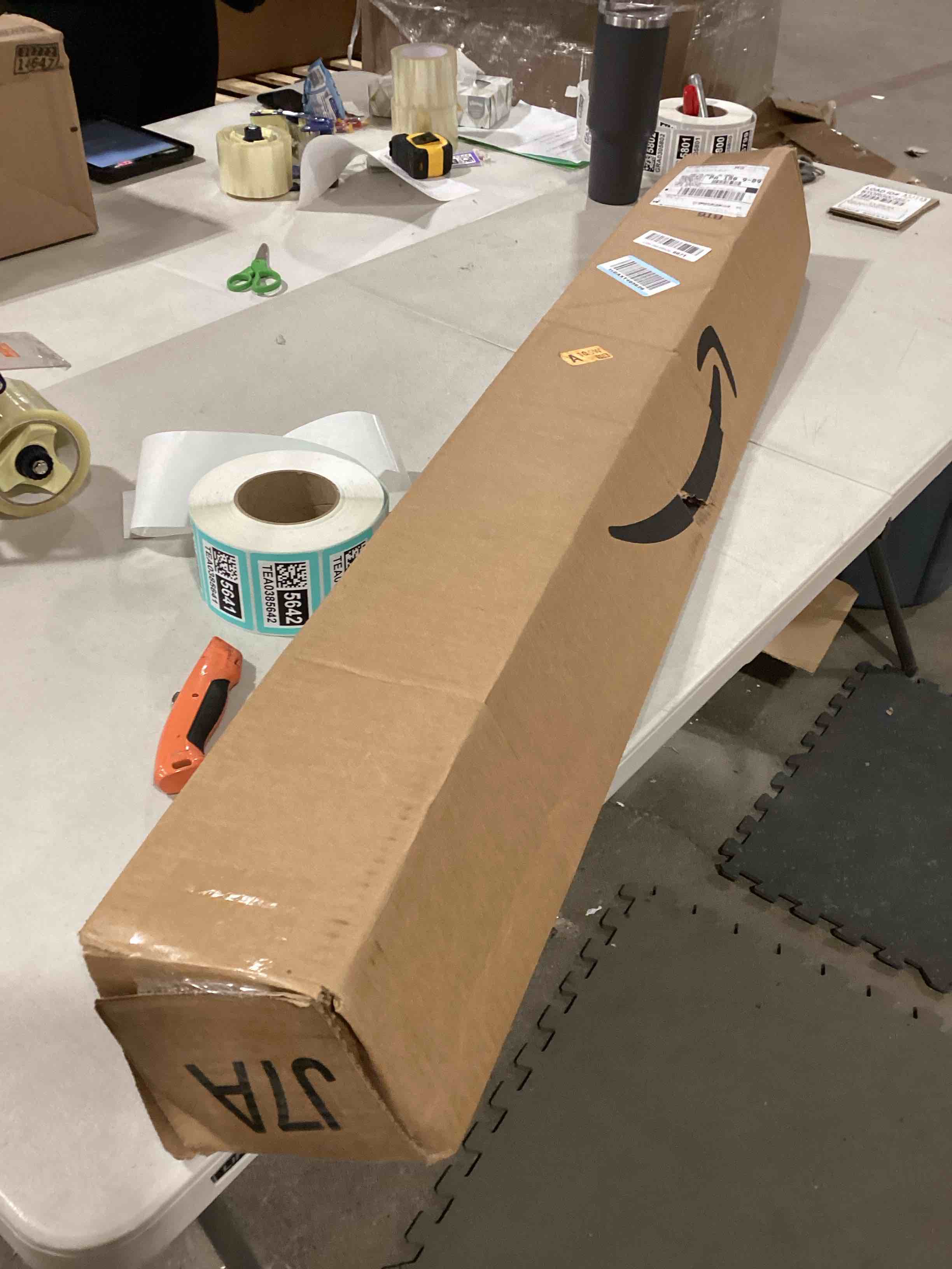 https://s3.amazonaws.com/lotting-images-prod/bidfta/TEA0385643_1733315563962.jpeg