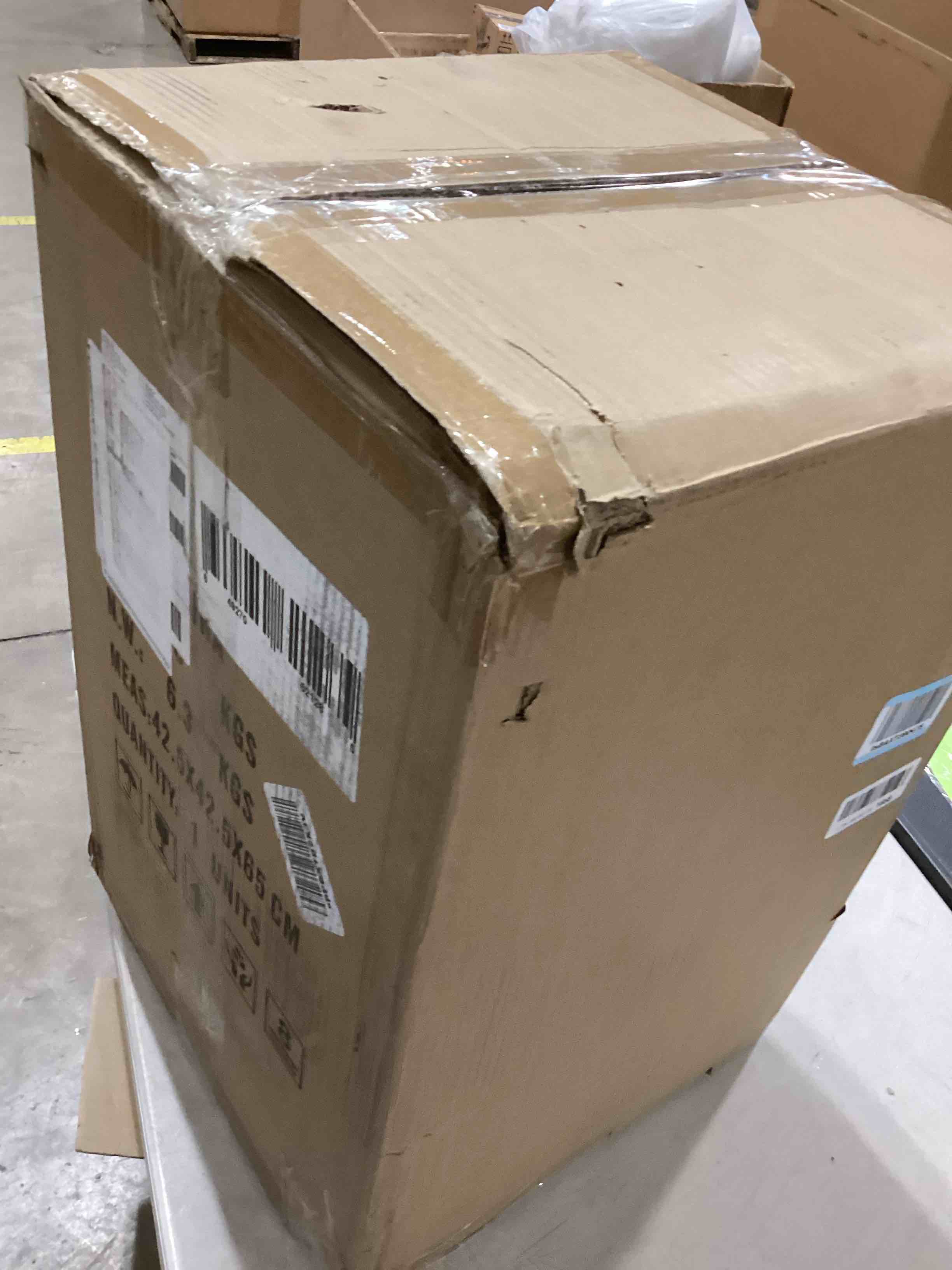 https://s3.amazonaws.com/lotting-images-prod/bidfta/TEA0385795_1733233876487.jpeg