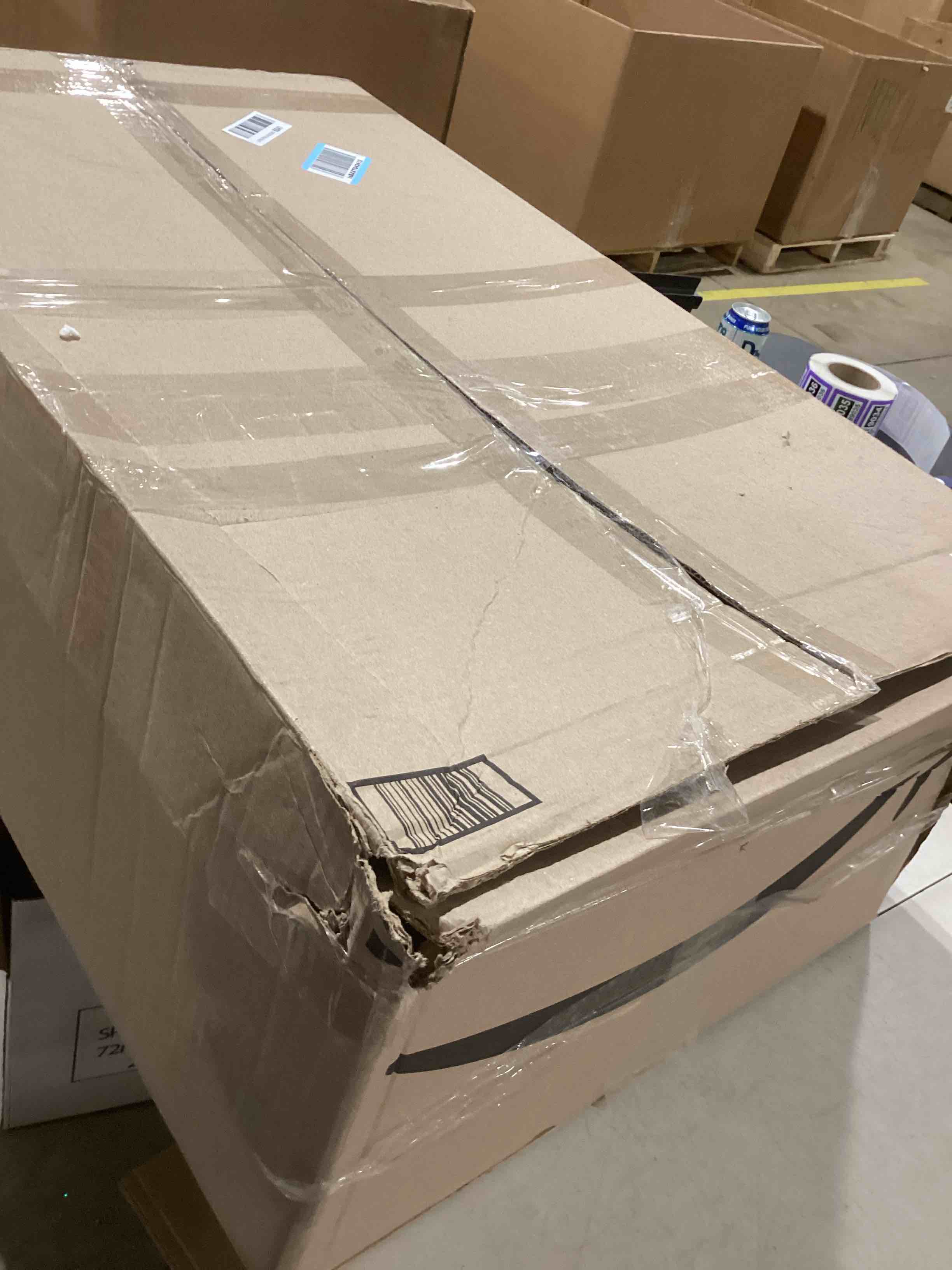 https://s3.amazonaws.com/lotting-images-prod/bidfta/TEA0385833_1733227924614.jpeg