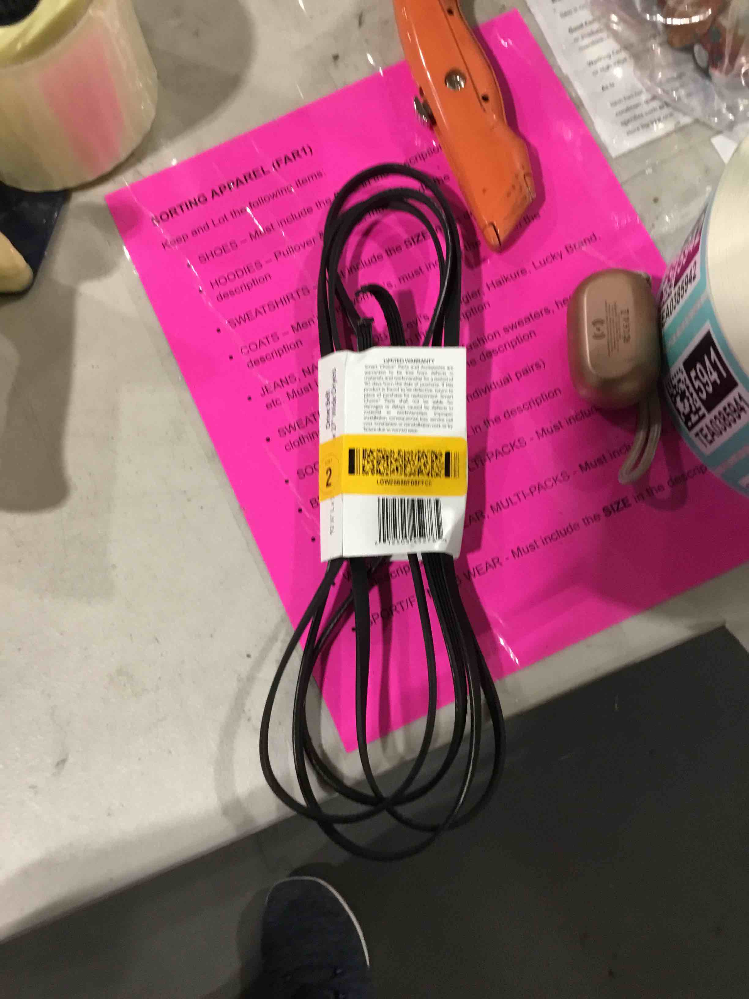 https://s3.amazonaws.com/lotting-images-prod/bidfta/TEA0385947_1732901935601.jpeg