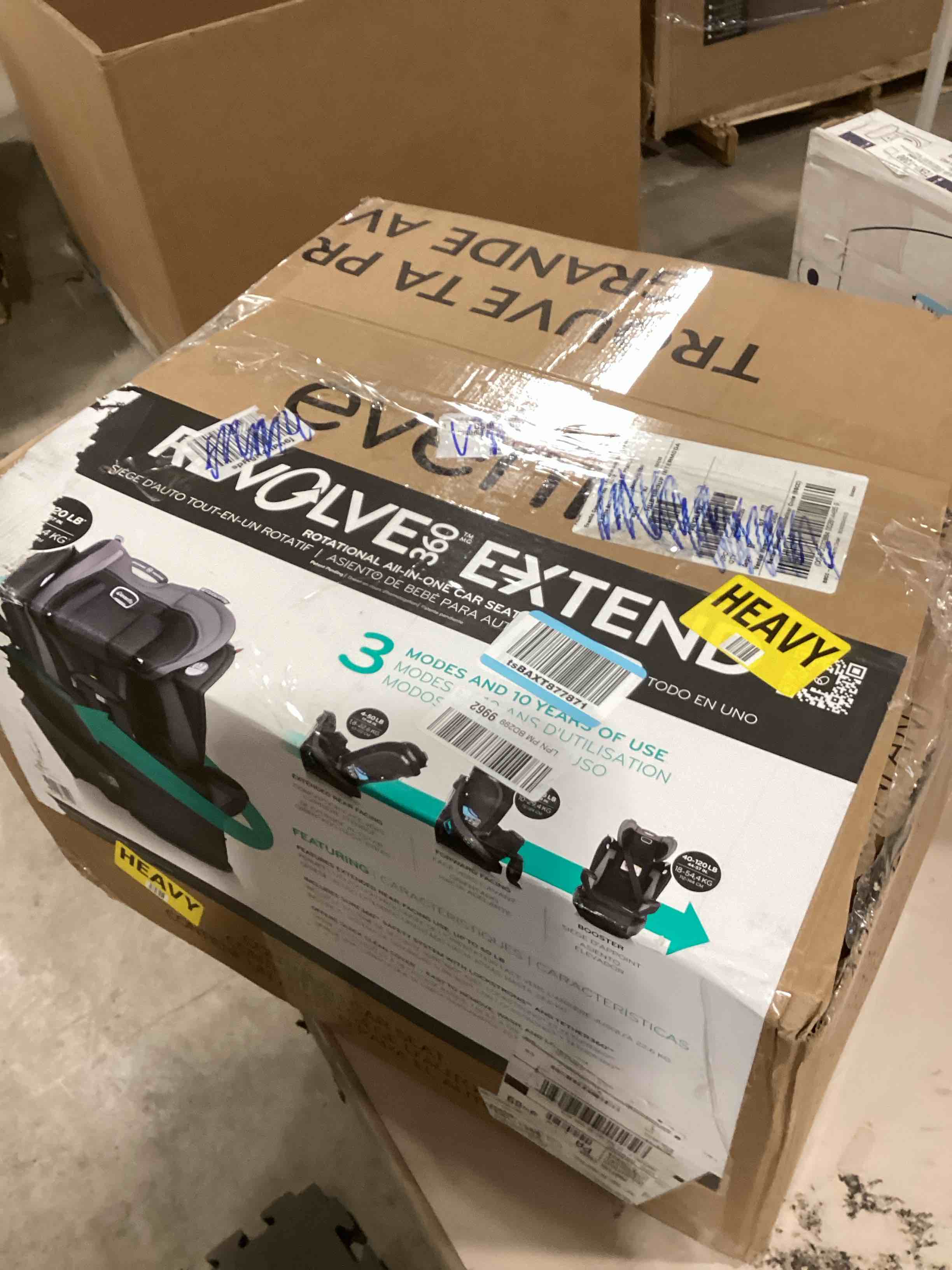 Intex Dura-Beam Deluxe Comfort-Plush Elevated Air Mattress: Fiber-Tech  Queen Size  Built-in Electric Pump  18in Bed Height  600lb Weight Capacity