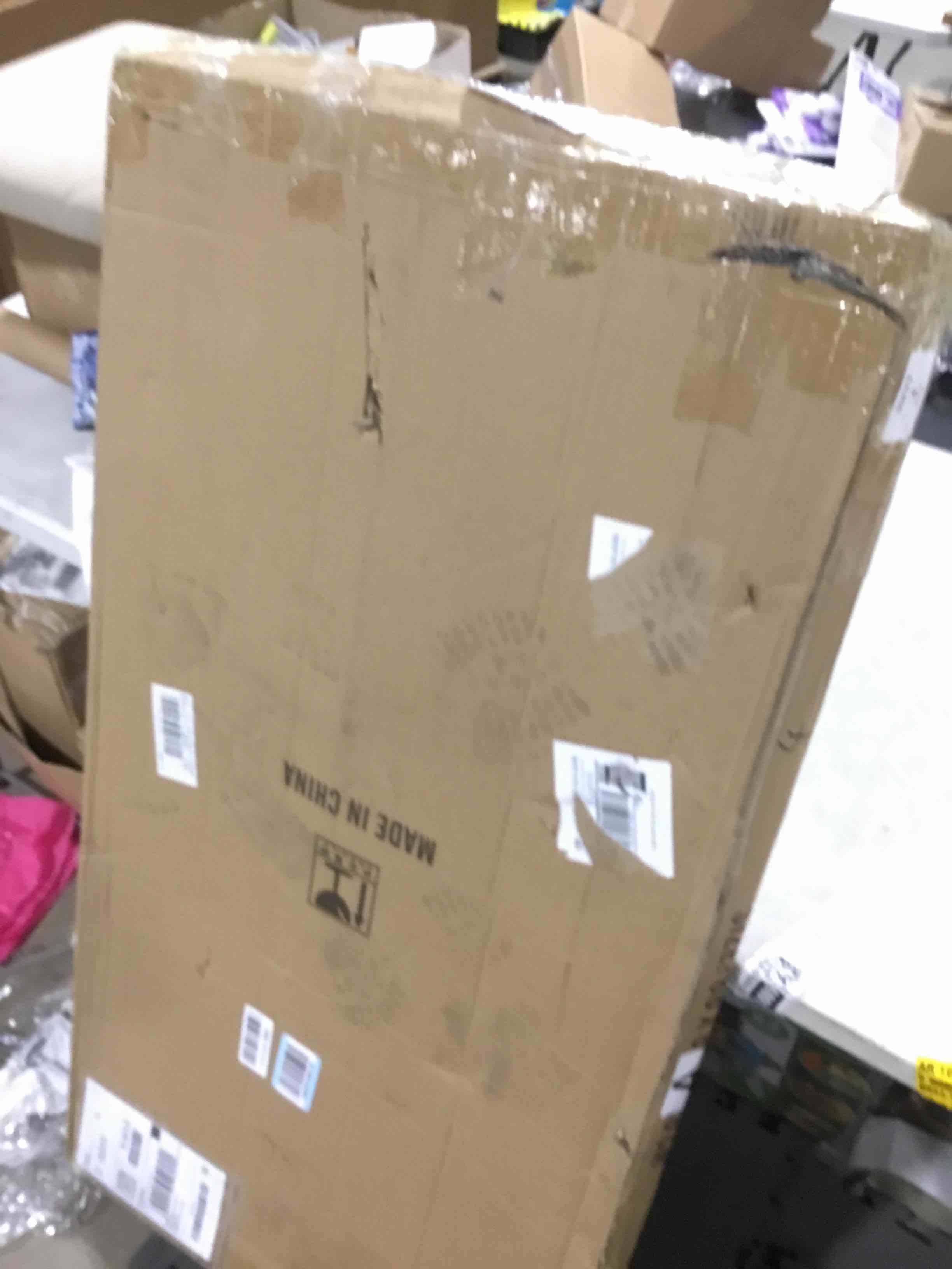 https://s3.amazonaws.com/lotting-images-prod/bidfta/TEA0387333_1733931017610.jpeg