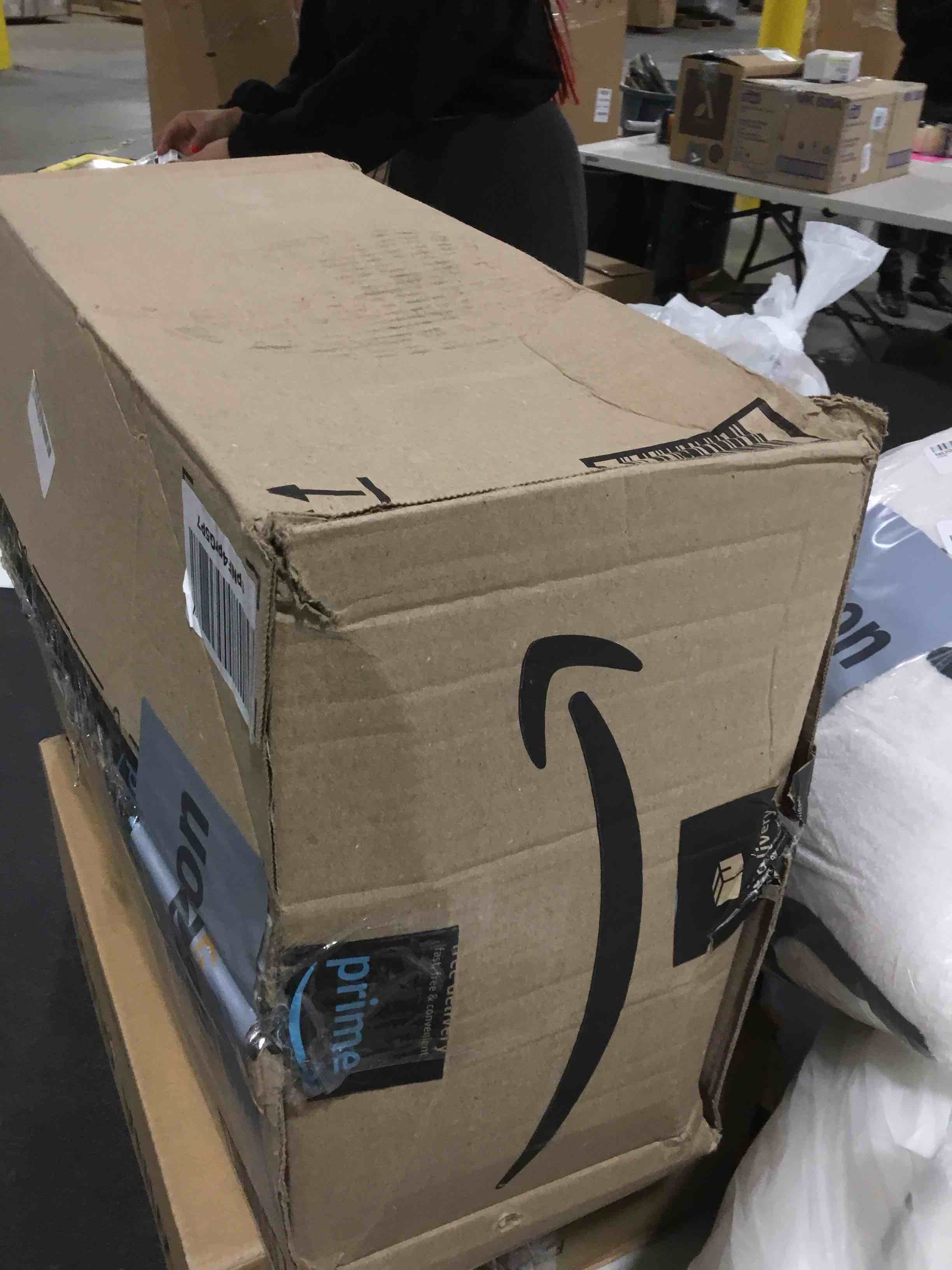 https://s3.amazonaws.com/lotting-images-prod/bidfta/TEA0387777_1733325901442.jpeg