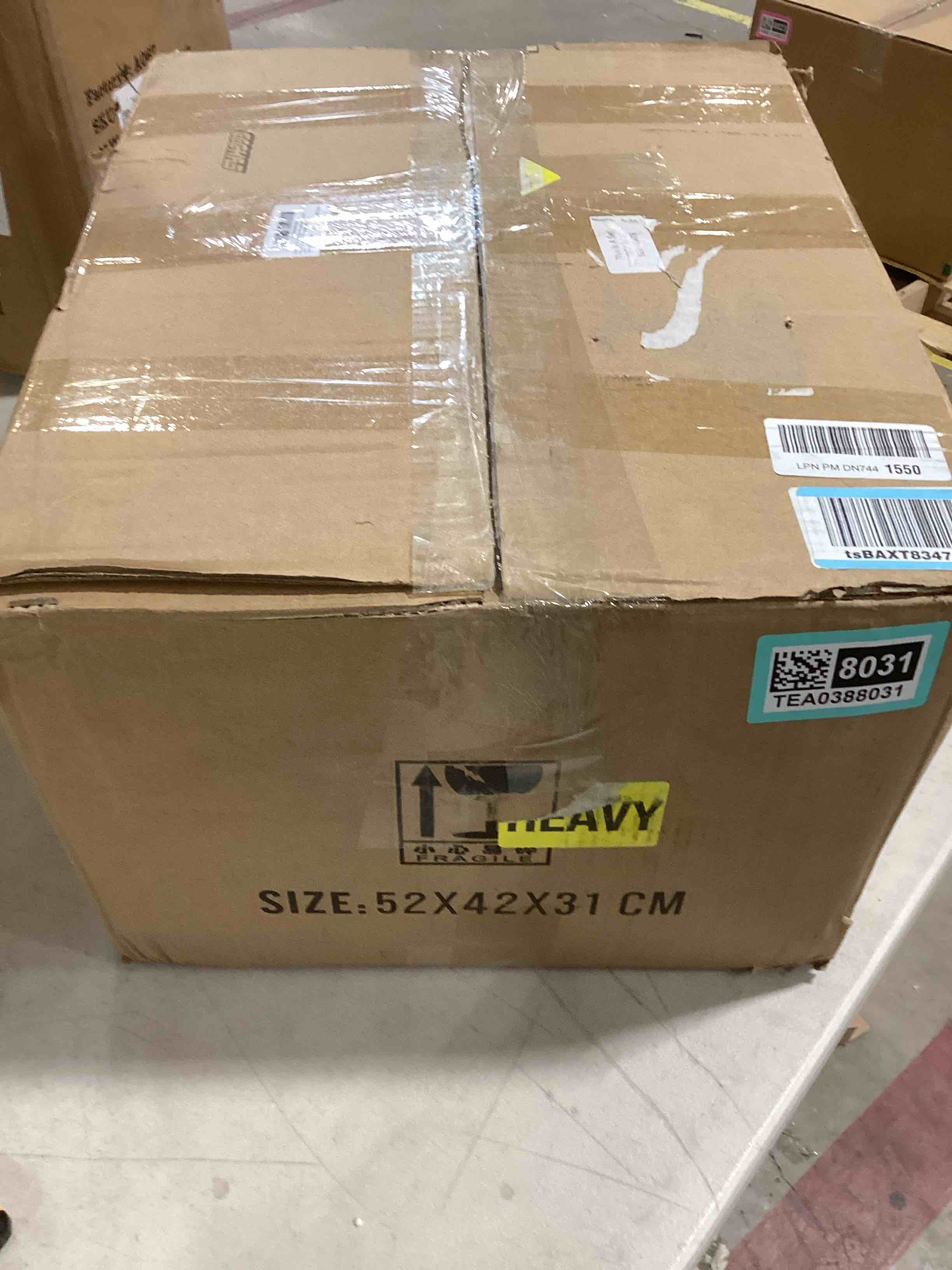 https://s3.amazonaws.com/lotting-images-prod/bidfta/TEA0388031_1739217033631.jpeg