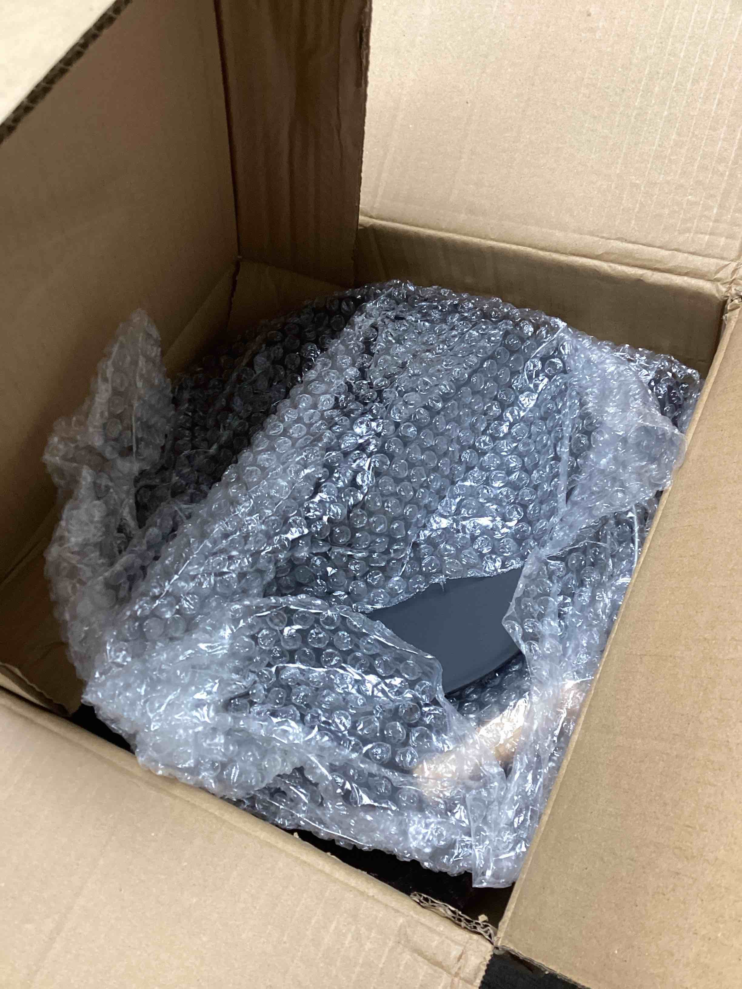 https://s3.amazonaws.com/lotting-images-prod/bidfta/TEA0389035_1736176567028.jpeg