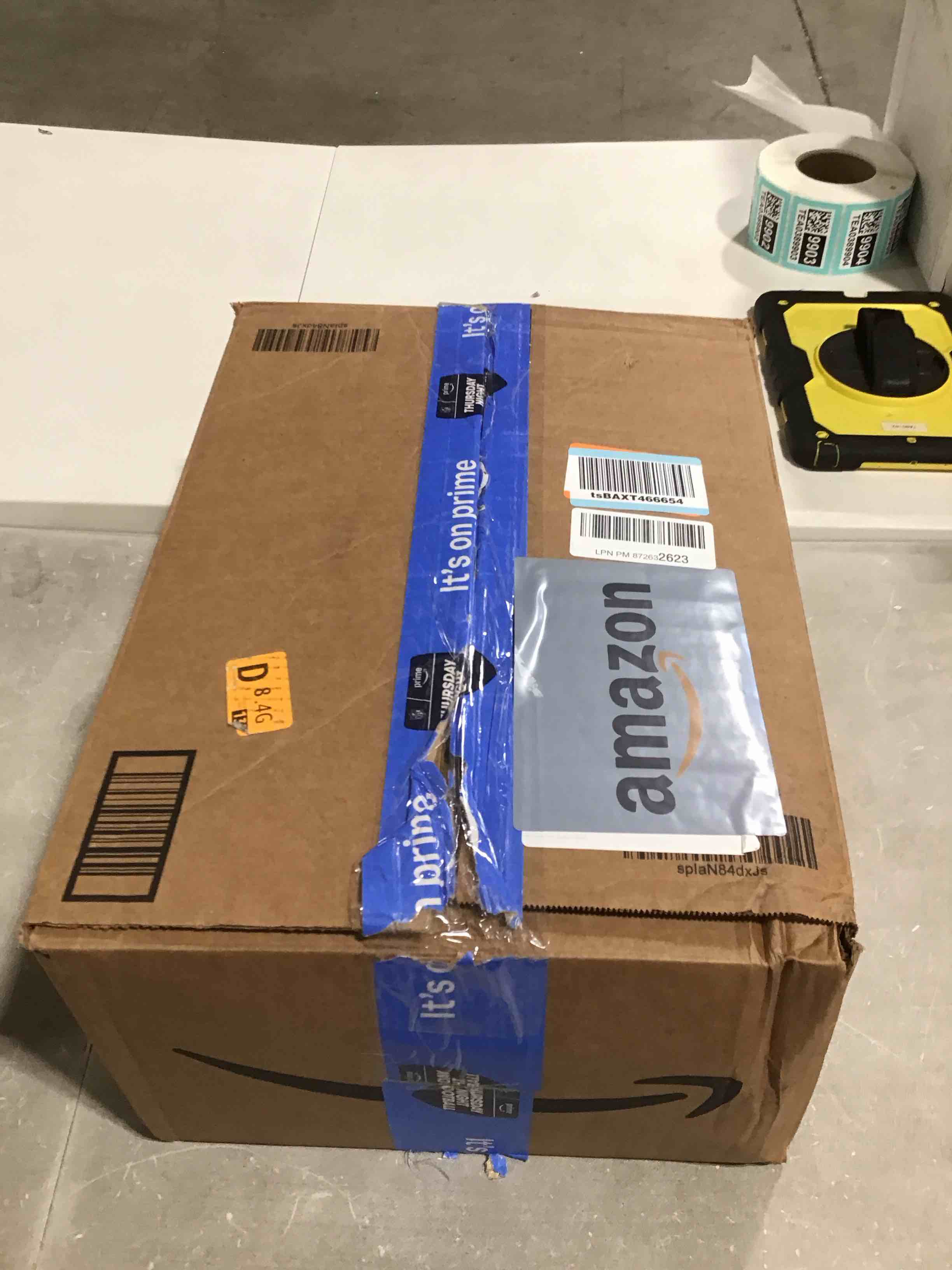https://s3.amazonaws.com/lotting-images-prod/bidfta/TEA0390207_1730391137308.jpeg