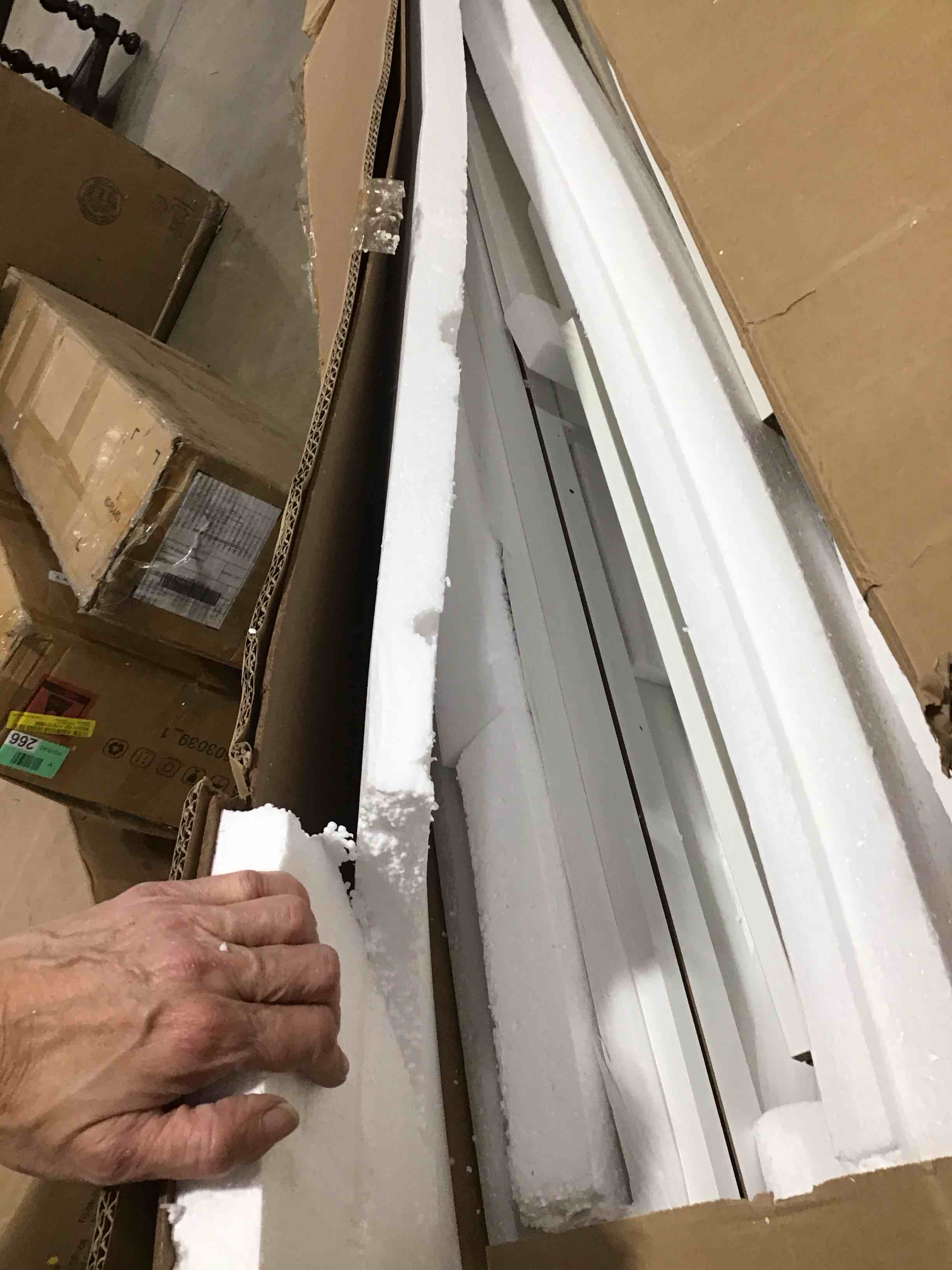 https://s3.amazonaws.com/lotting-images-prod/bidfta/TEA0390448_1729705312389.jpeg