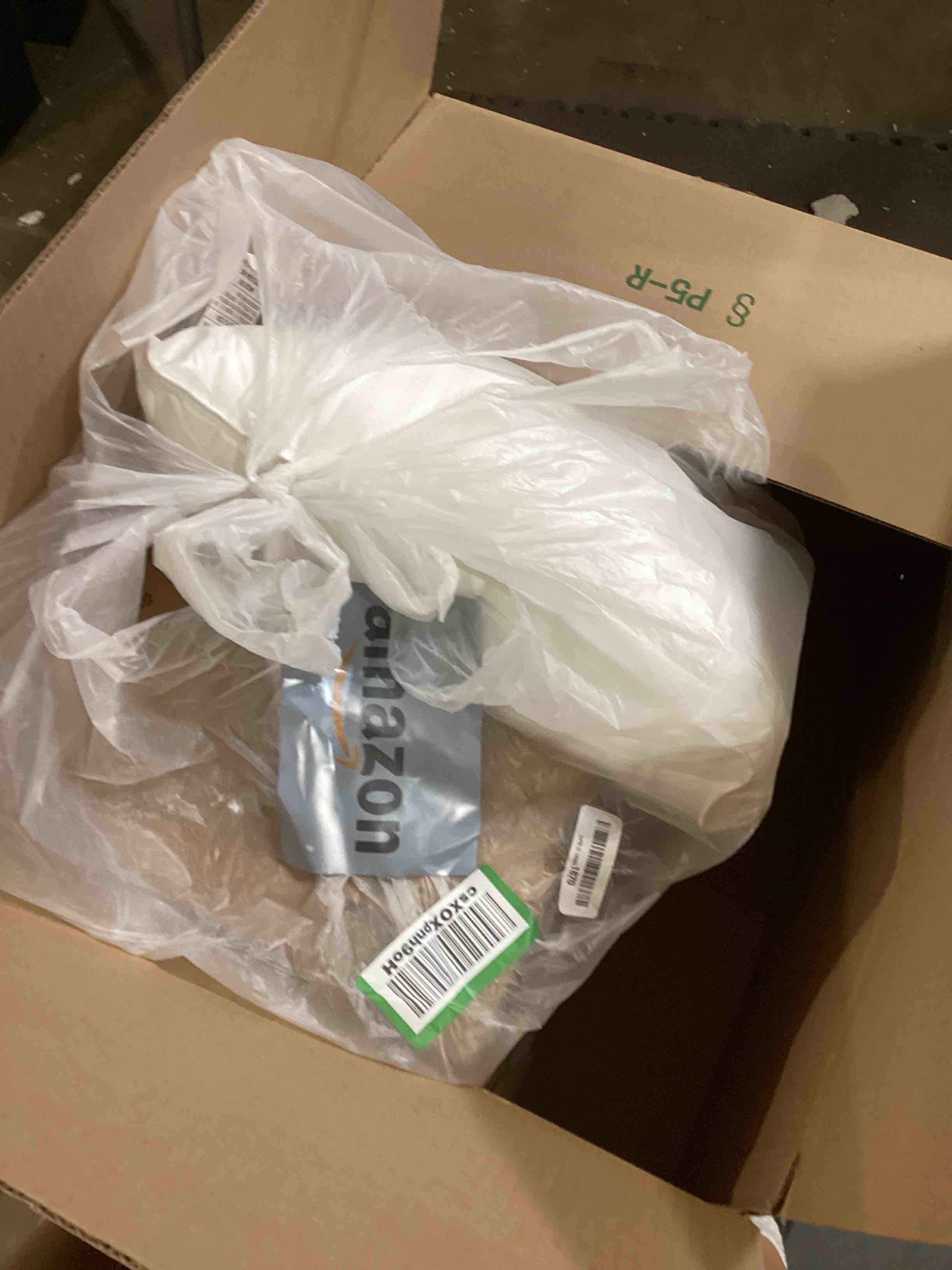 https://s3.amazonaws.com/lotting-images-prod/bidfta/TEA0390709_1729270053694.jpeg