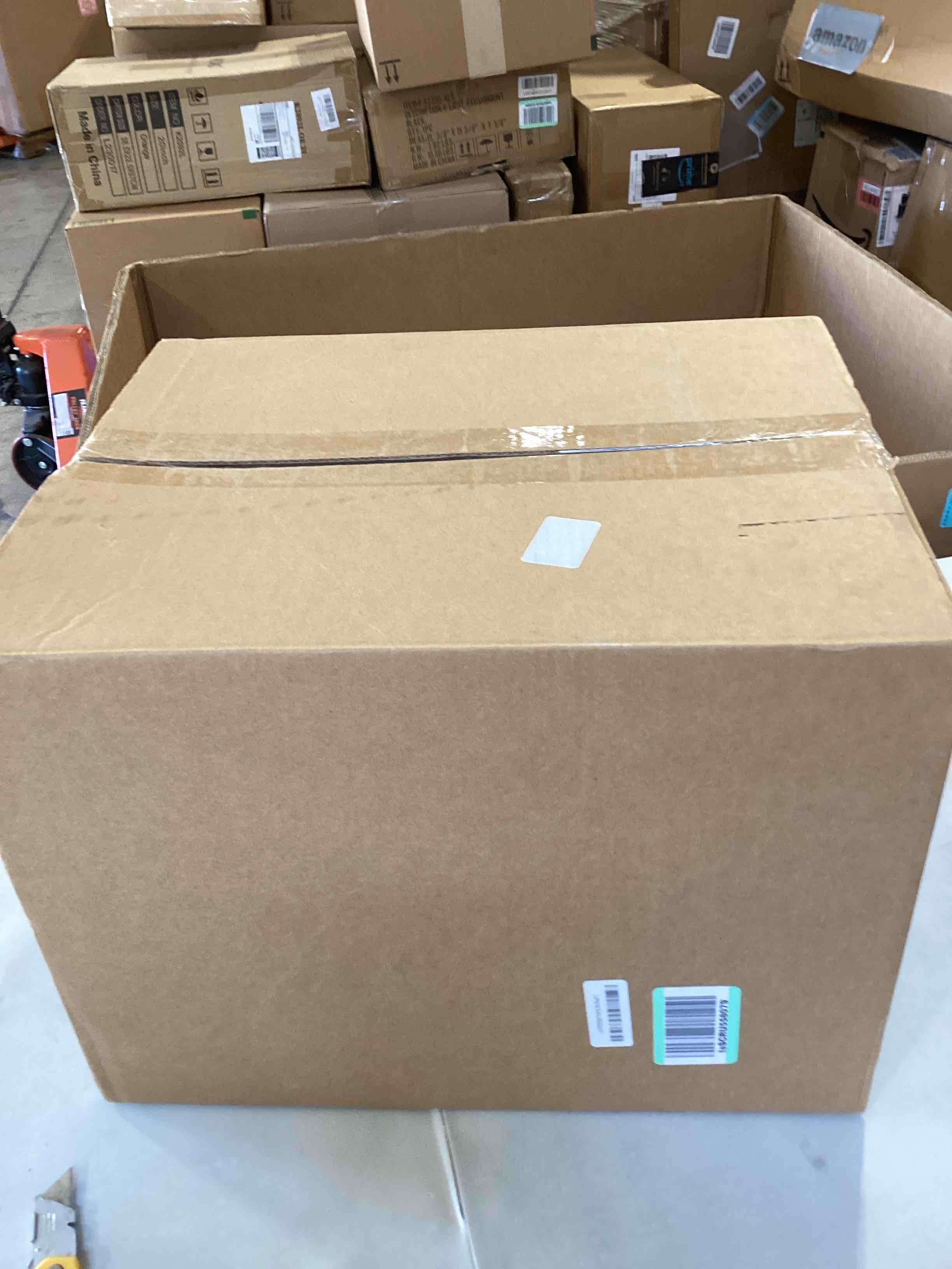 https://s3.amazonaws.com/lotting-images-prod/bidfta/TEA0391537_1728414136418.jpeg