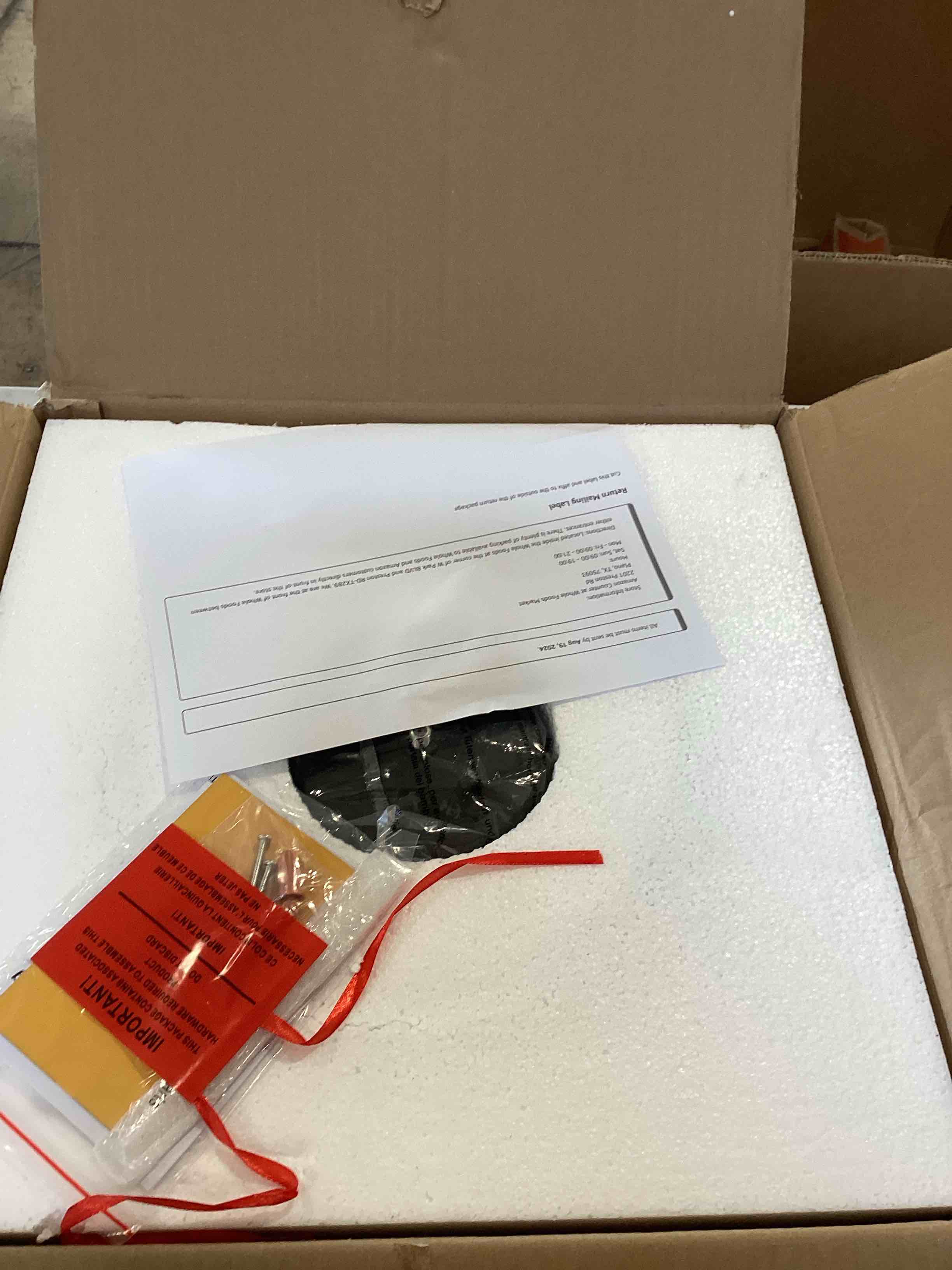 https://s3.amazonaws.com/lotting-images-prod/bidfta/TEA0391557_1728412600413.jpeg