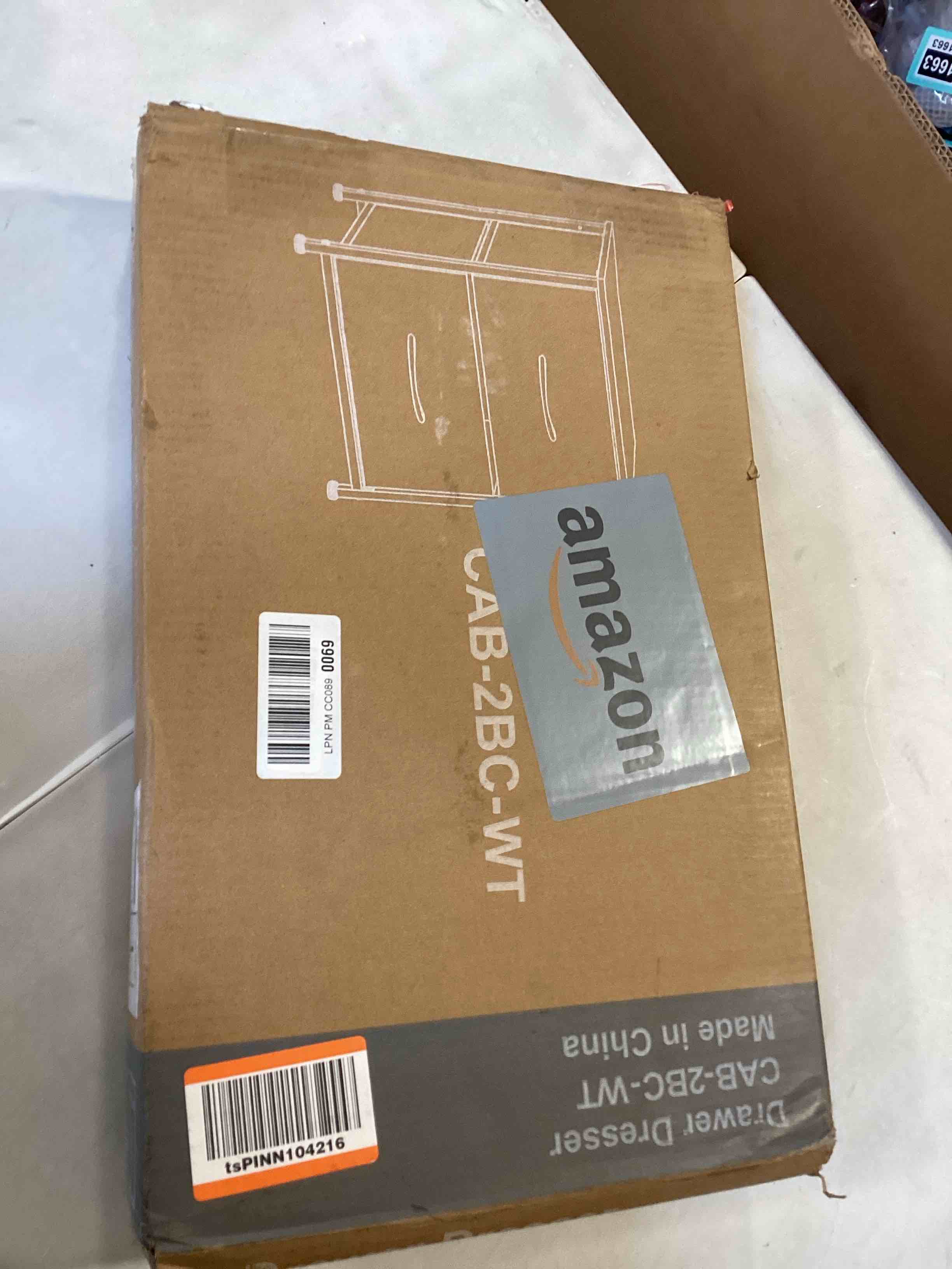 https://s3.amazonaws.com/lotting-images-prod/bidfta/TEA0391648_1728404303601.jpeg