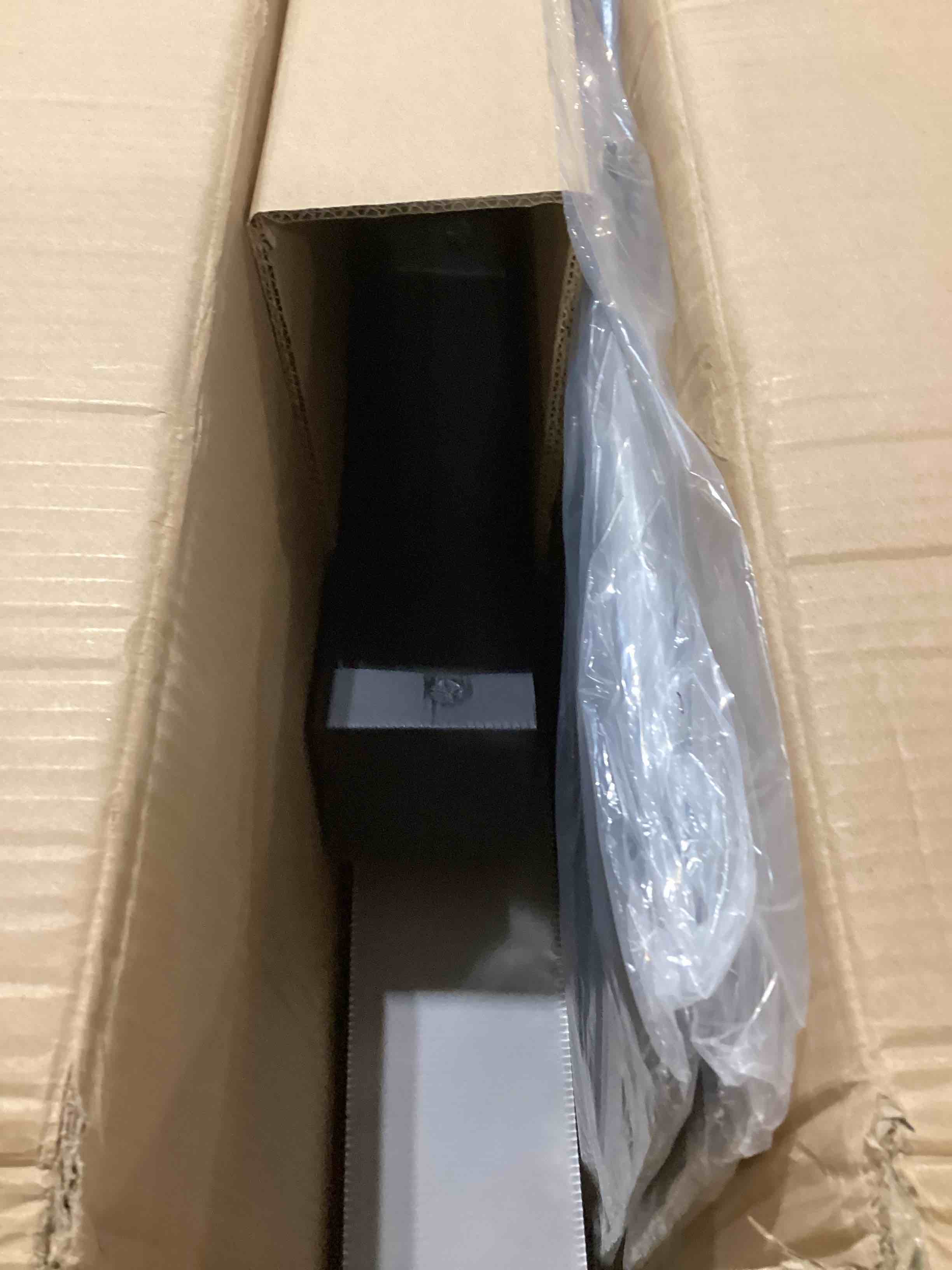 https://s3.amazonaws.com/lotting-images-prod/bidfta/TEA0392045_1730466183209.jpeg