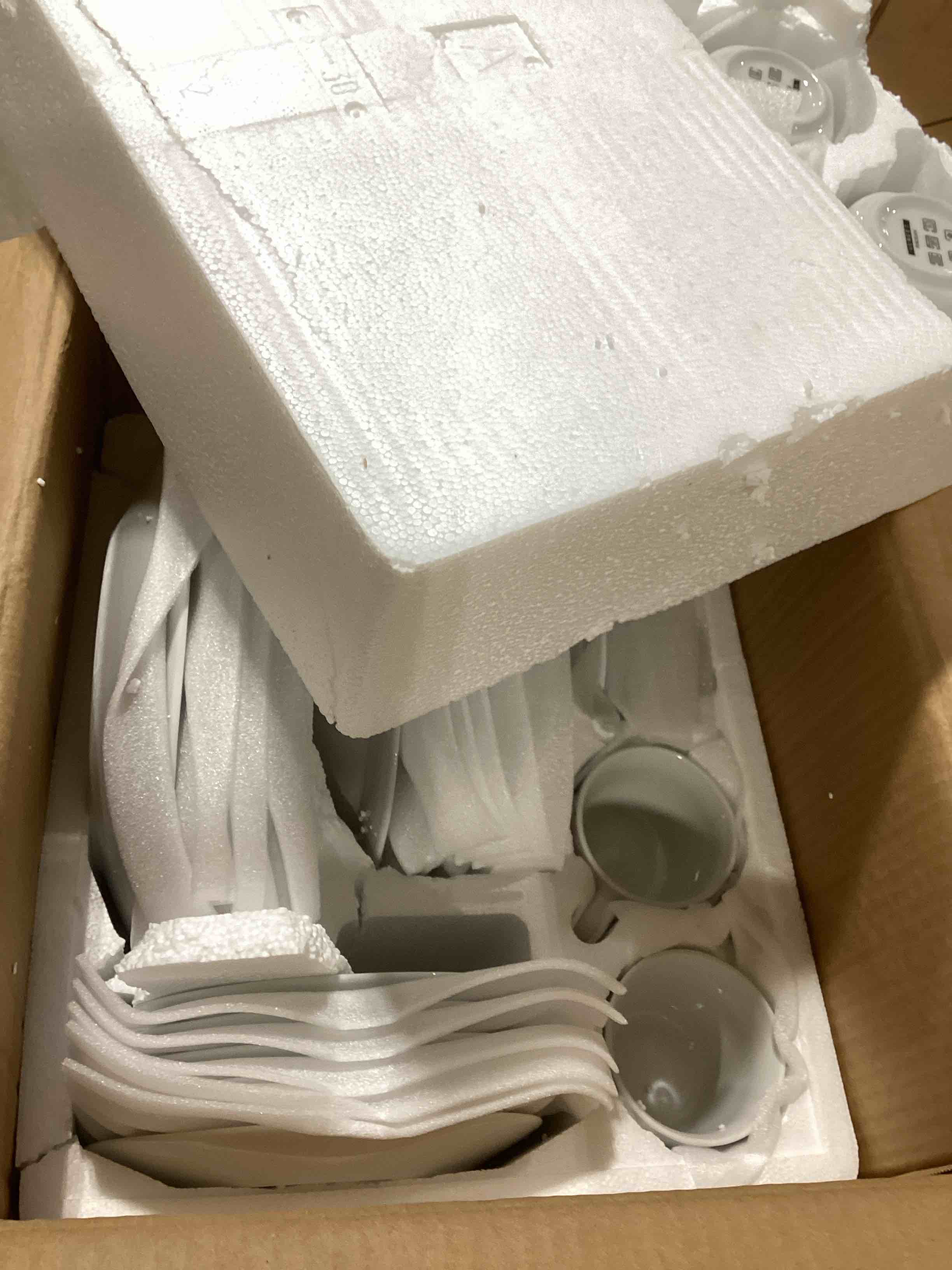 https://s3.amazonaws.com/lotting-images-prod/bidfta/TEA0392088_1730401896374.jpeg