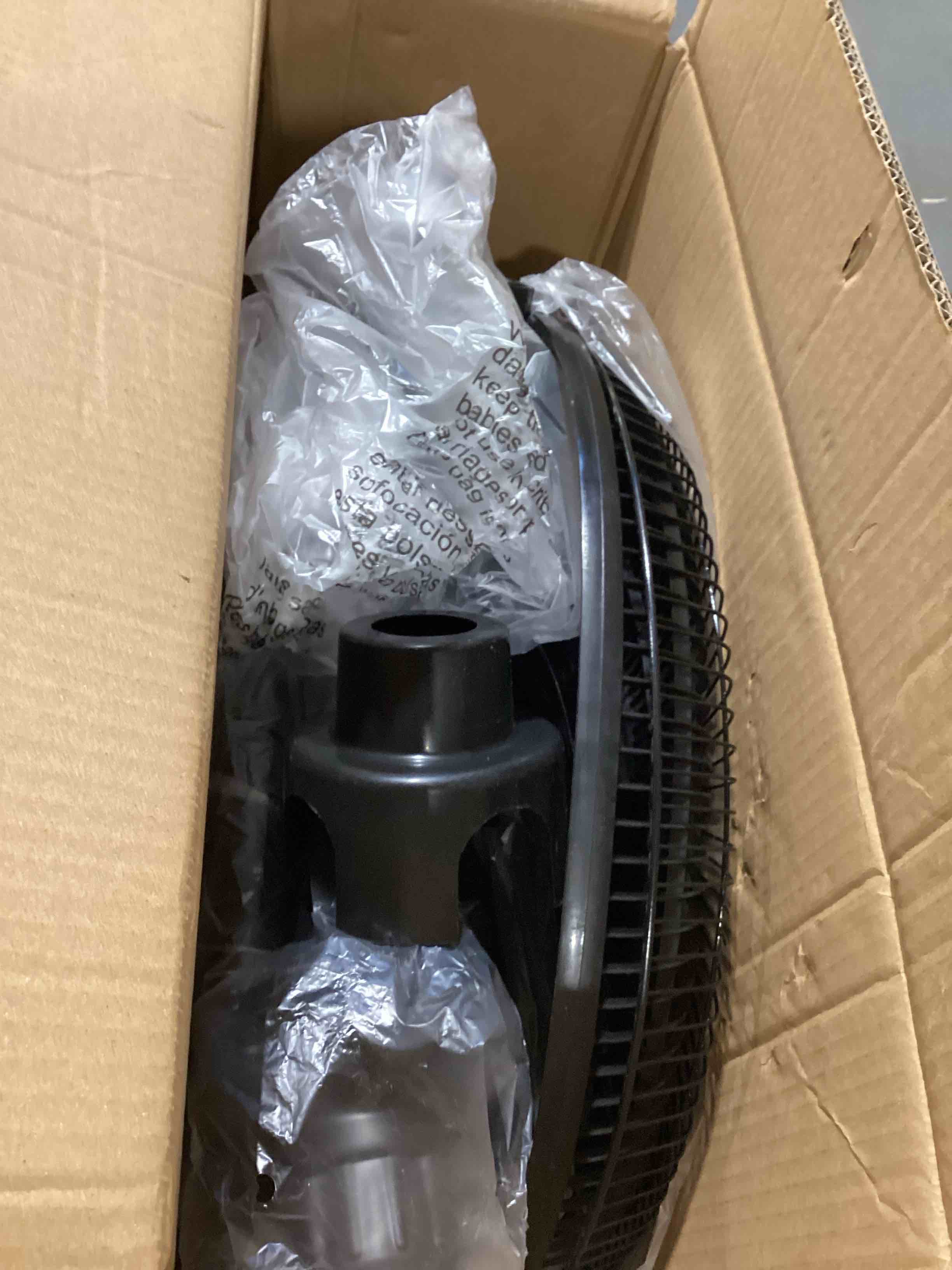 https://s3.amazonaws.com/lotting-images-prod/bidfta/TEA0392169_1730379304649.jpeg
