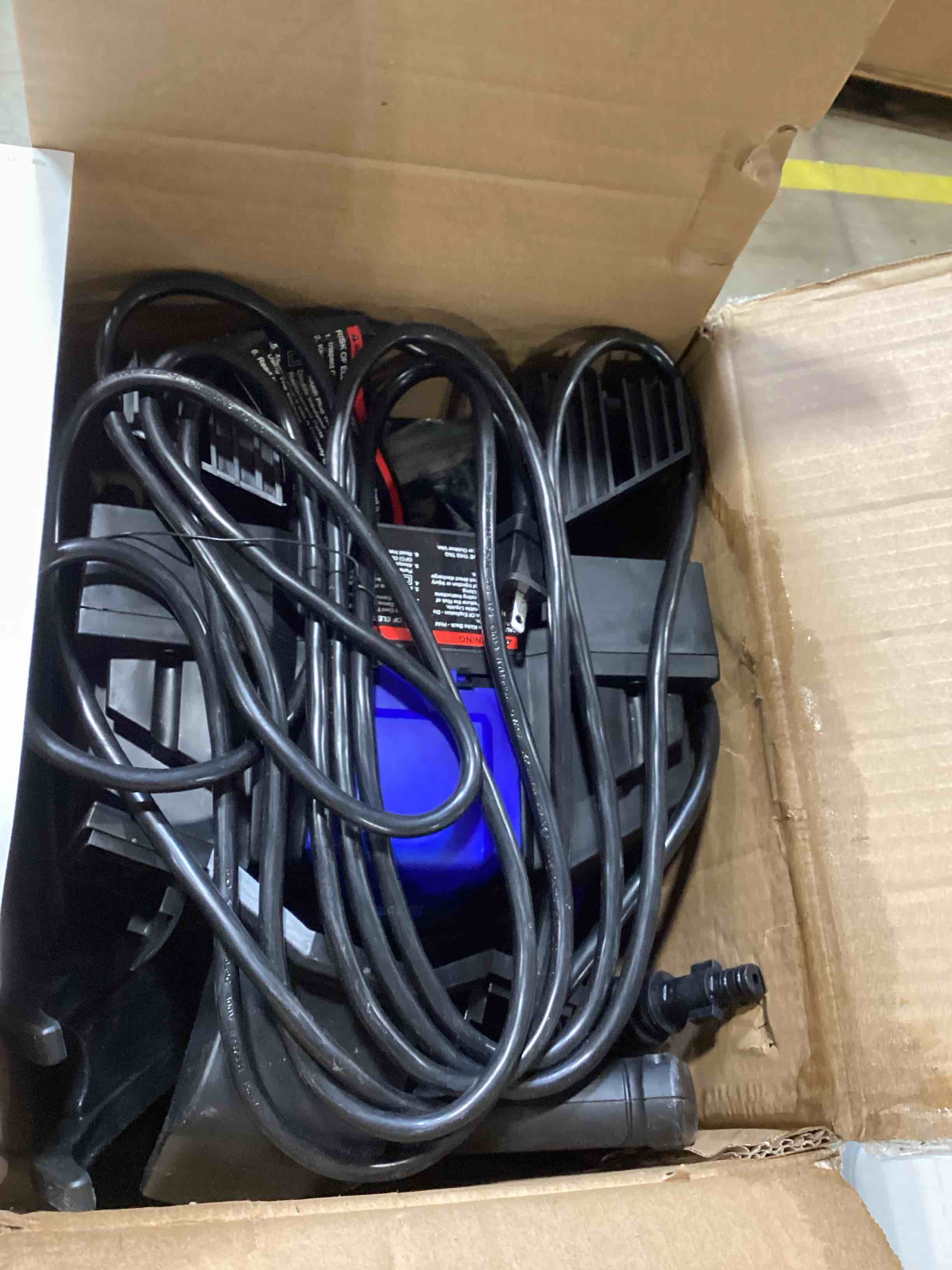 https://s3.amazonaws.com/lotting-images-prod/bidfta/TEA0392250_1730307702723.jpeg