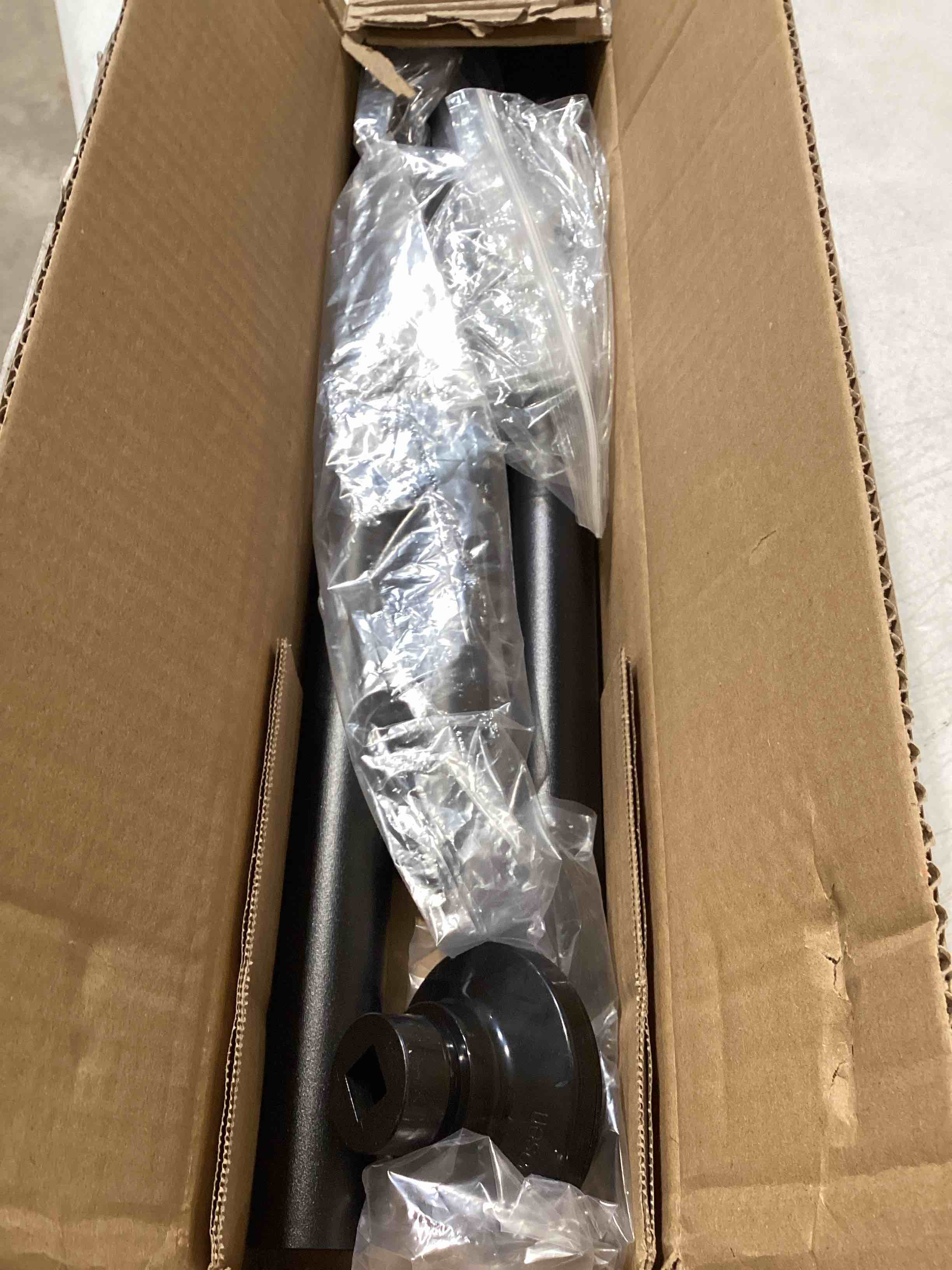 https://s3.amazonaws.com/lotting-images-prod/bidfta/TEA0392251_1730305352572.jpeg