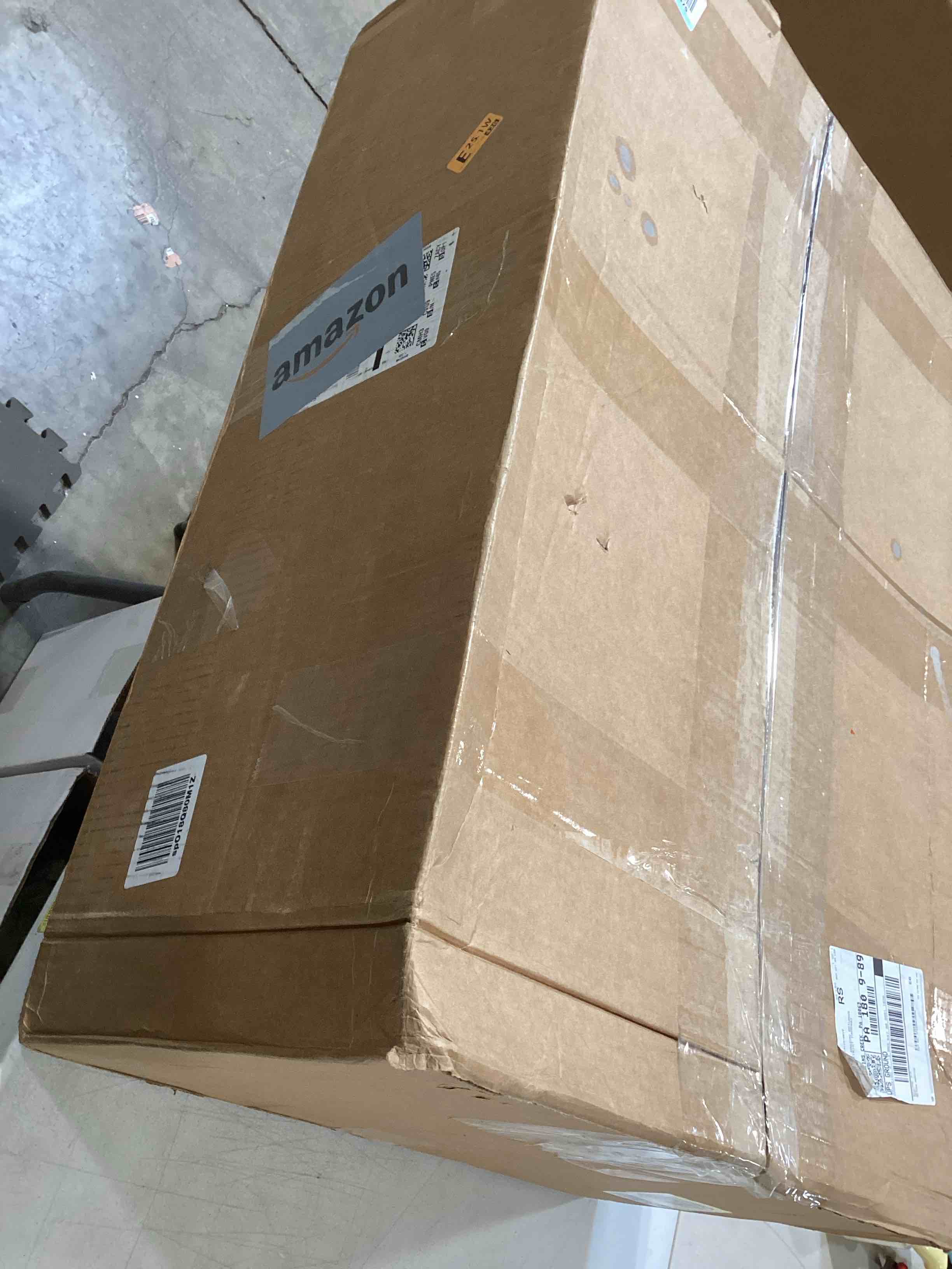 https://s3.amazonaws.com/lotting-images-prod/bidfta/TEA0392273_1730300402758.jpeg