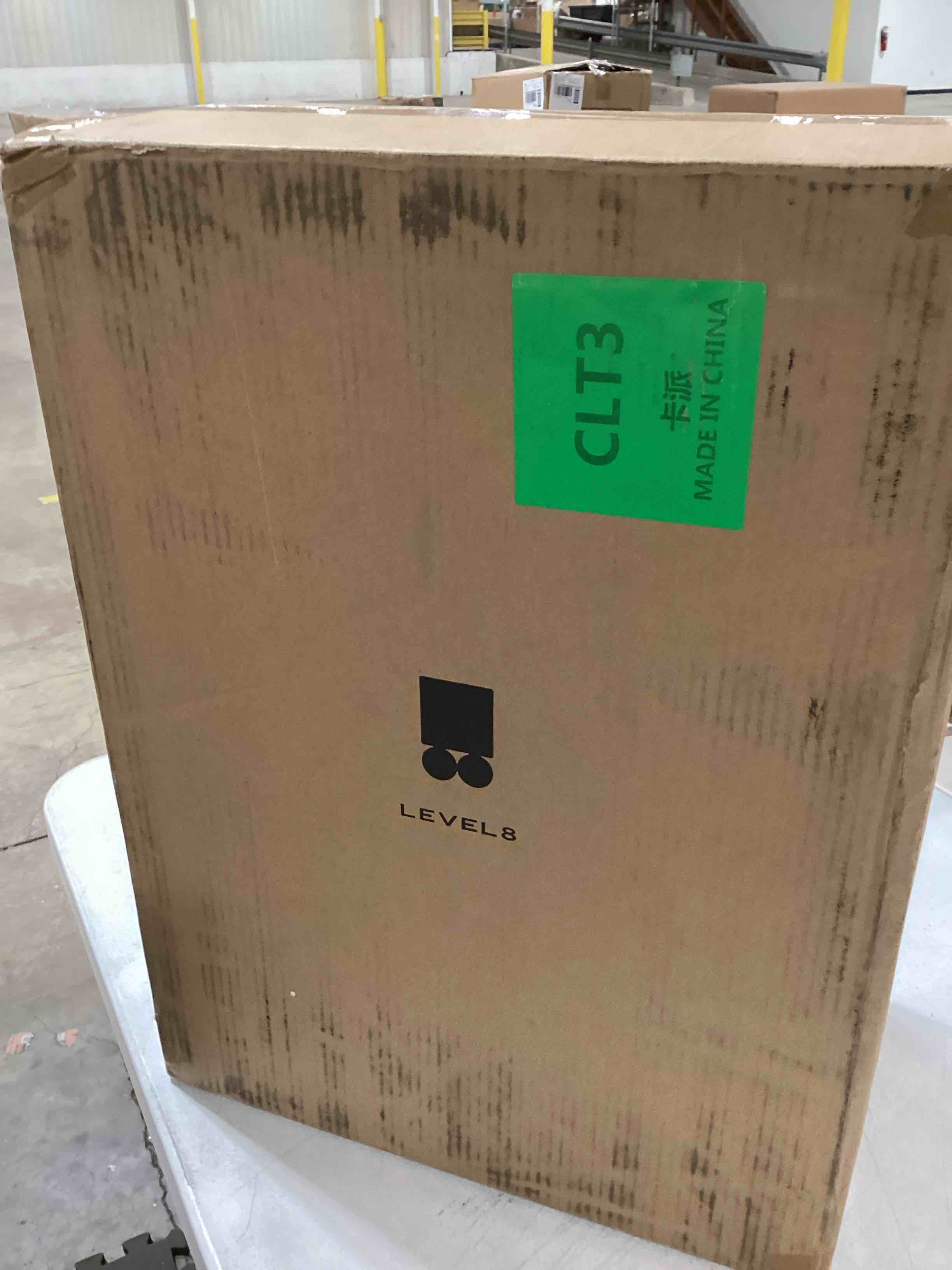 https://s3.amazonaws.com/lotting-images-prod/bidfta/TEA0392308_1730293047497.jpeg